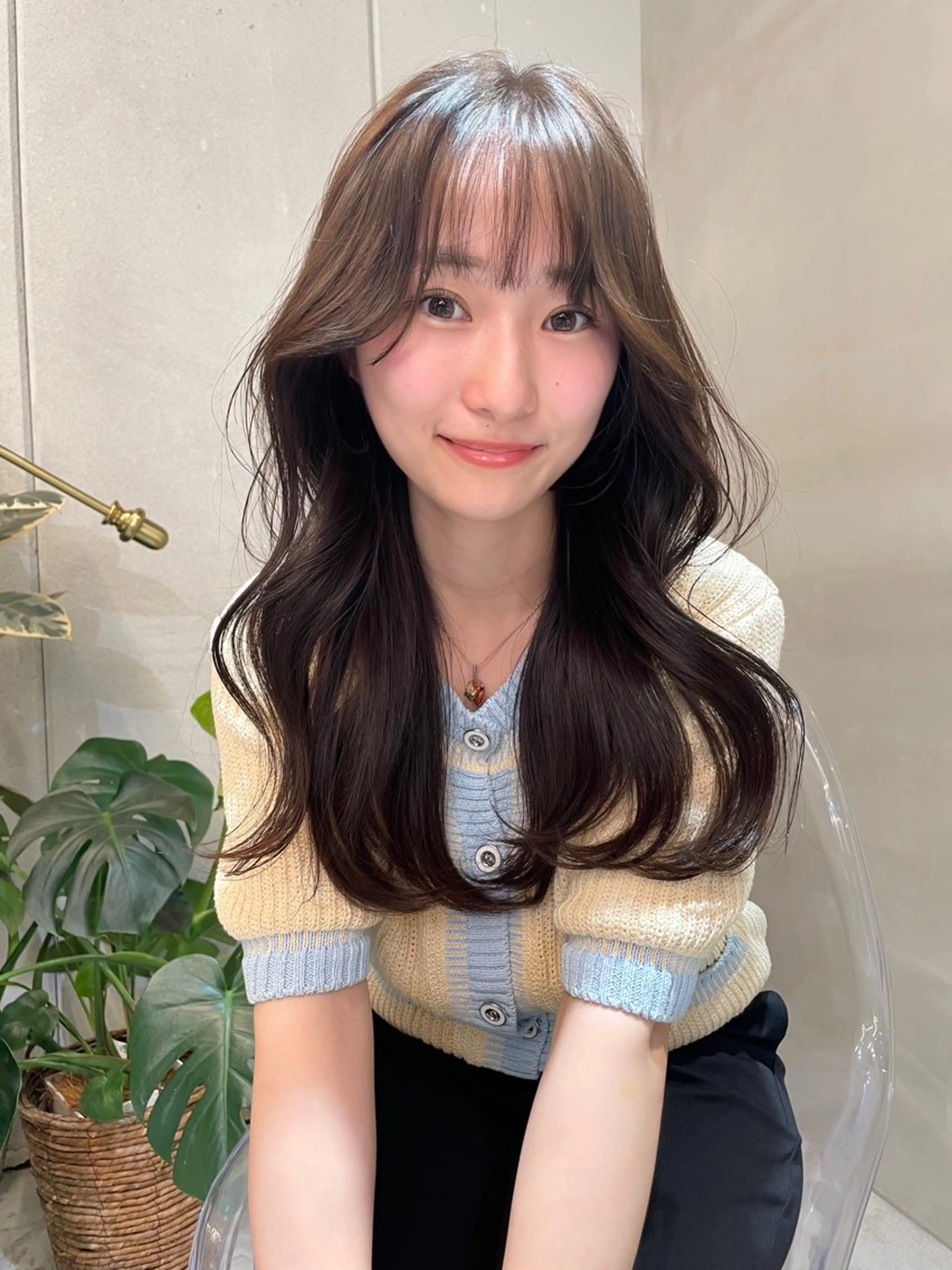 セミロング カラー ヘアアレンジ 透明感カラー 韓国風ヘア レイヤーカット the path shogo🌻のヘアスタイル