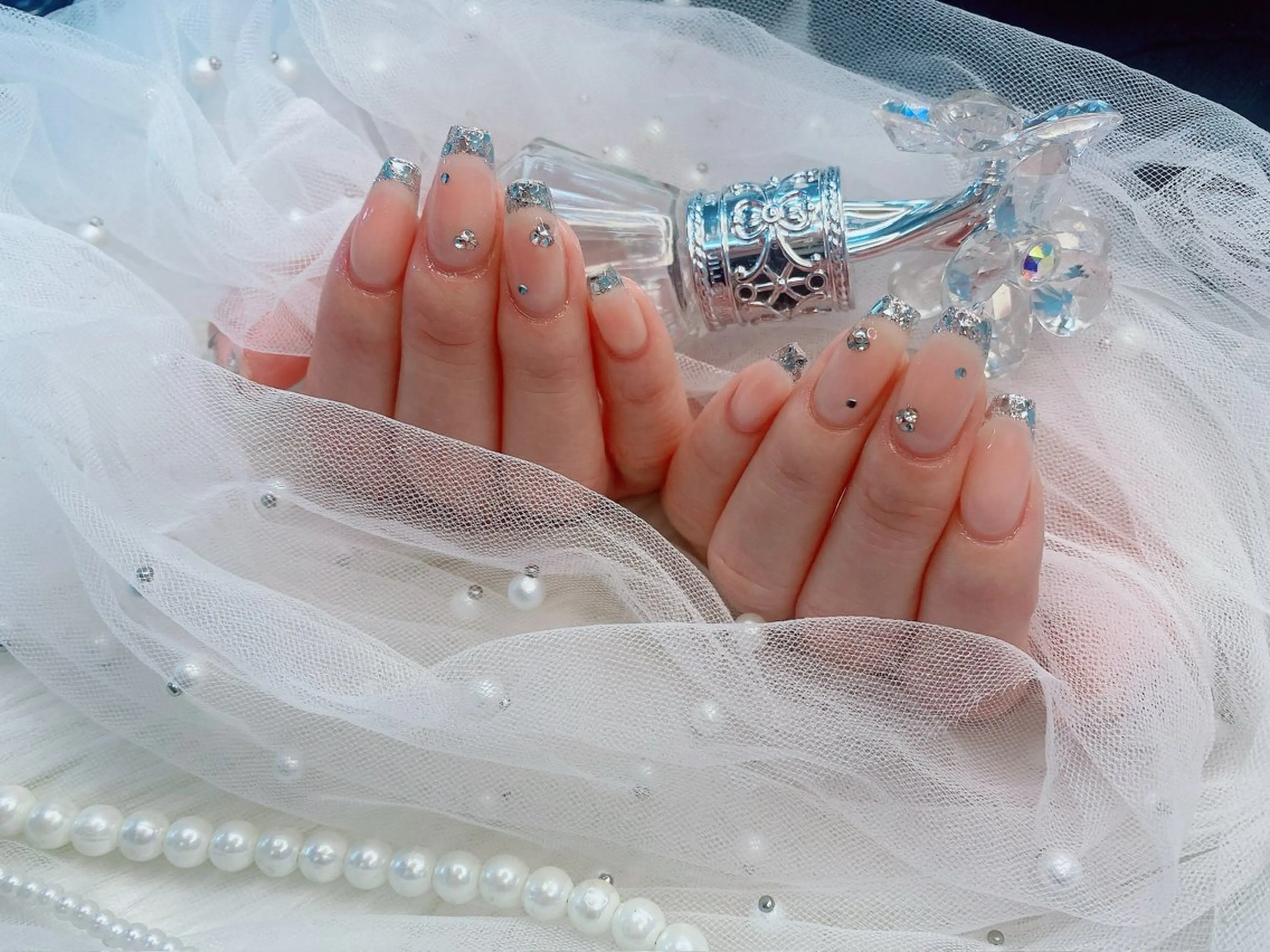 ネイル チークネイル フレンチネイル ガラスフレンチ ハンドネイル フットネイル ハンドケア HARUKA 長堀橋のネイルデザイン