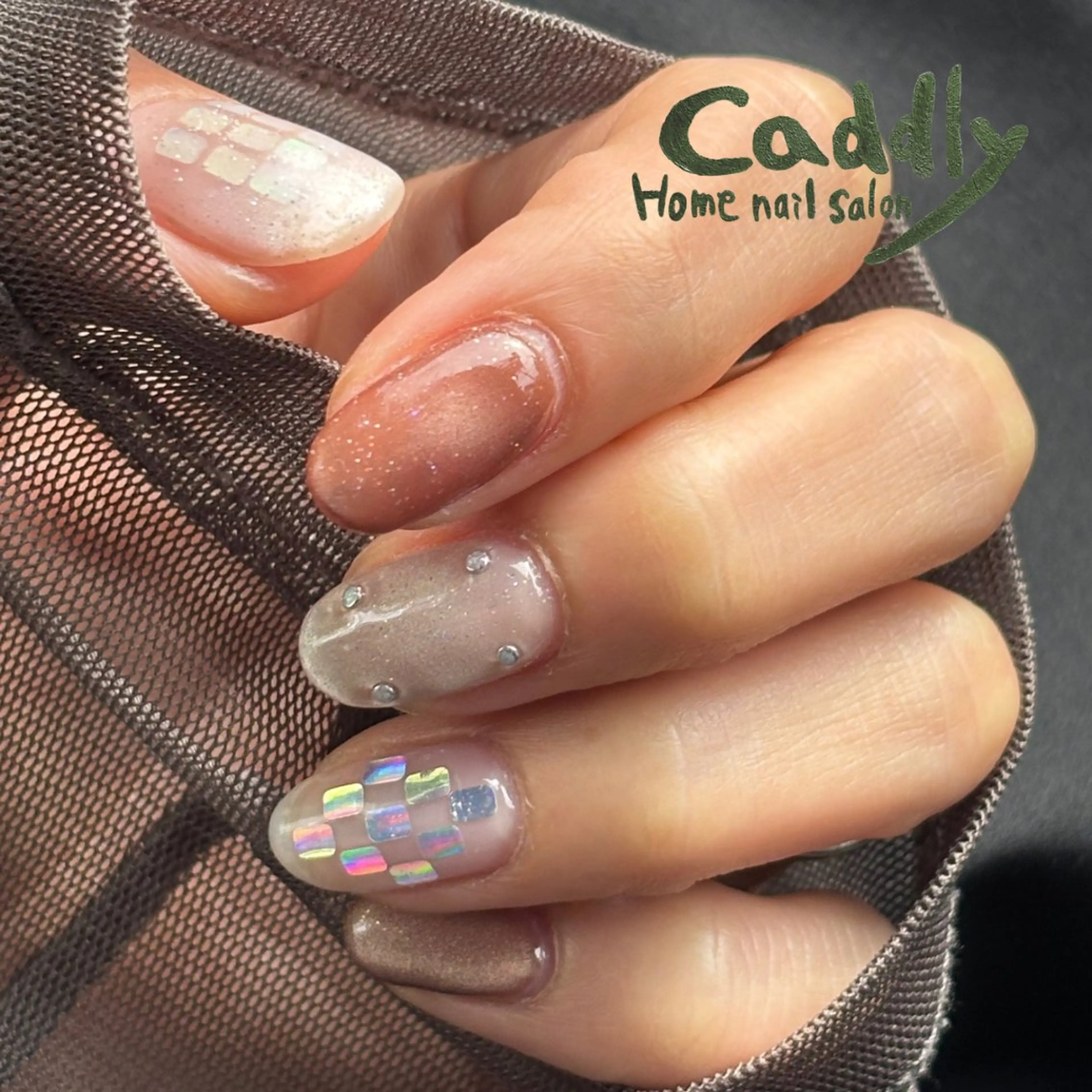 ネイル 氷ネイル・うるうるネイル マグネットネイル caddly naoのネイルデザイン