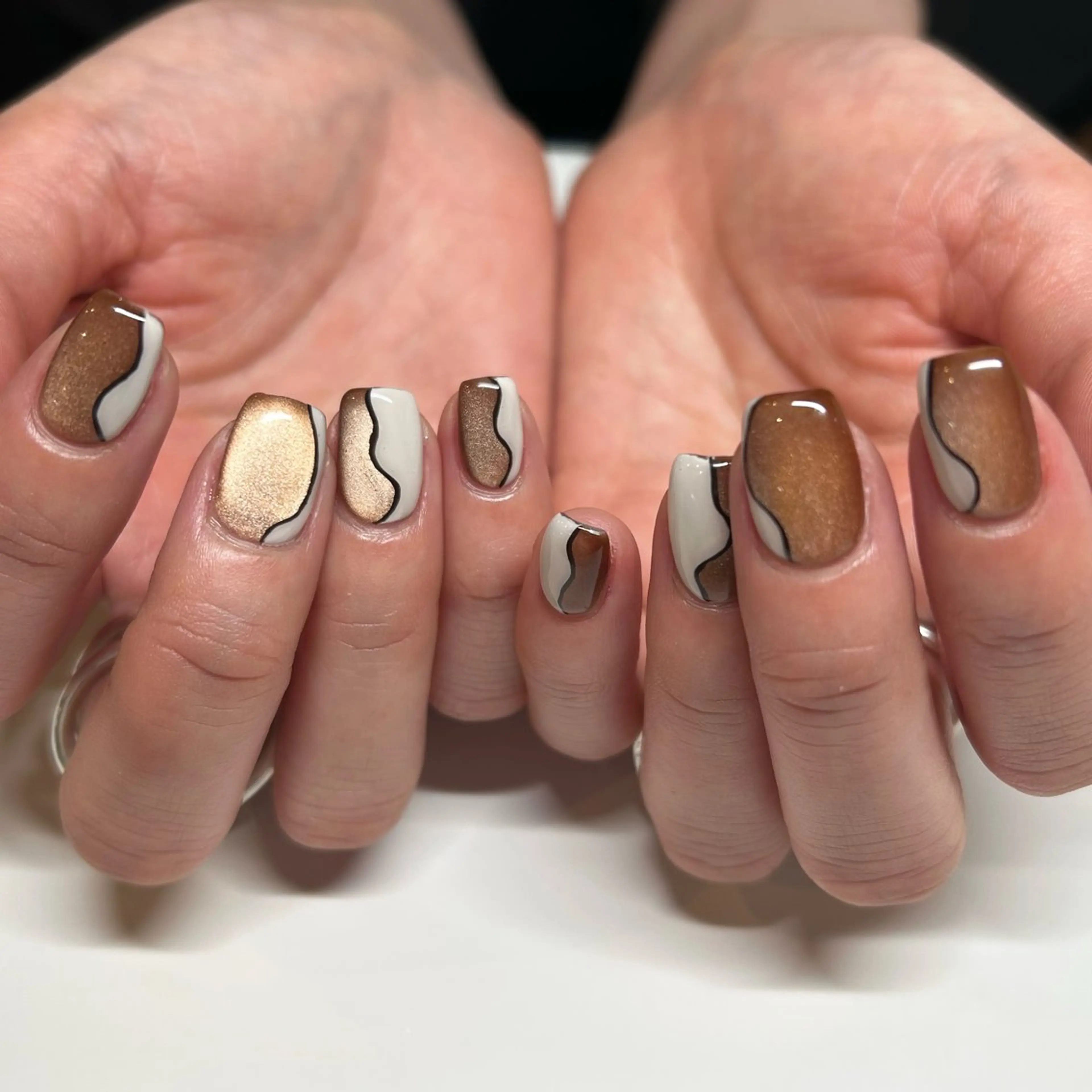 ネイル ayumi / Manonのネイルデザイン