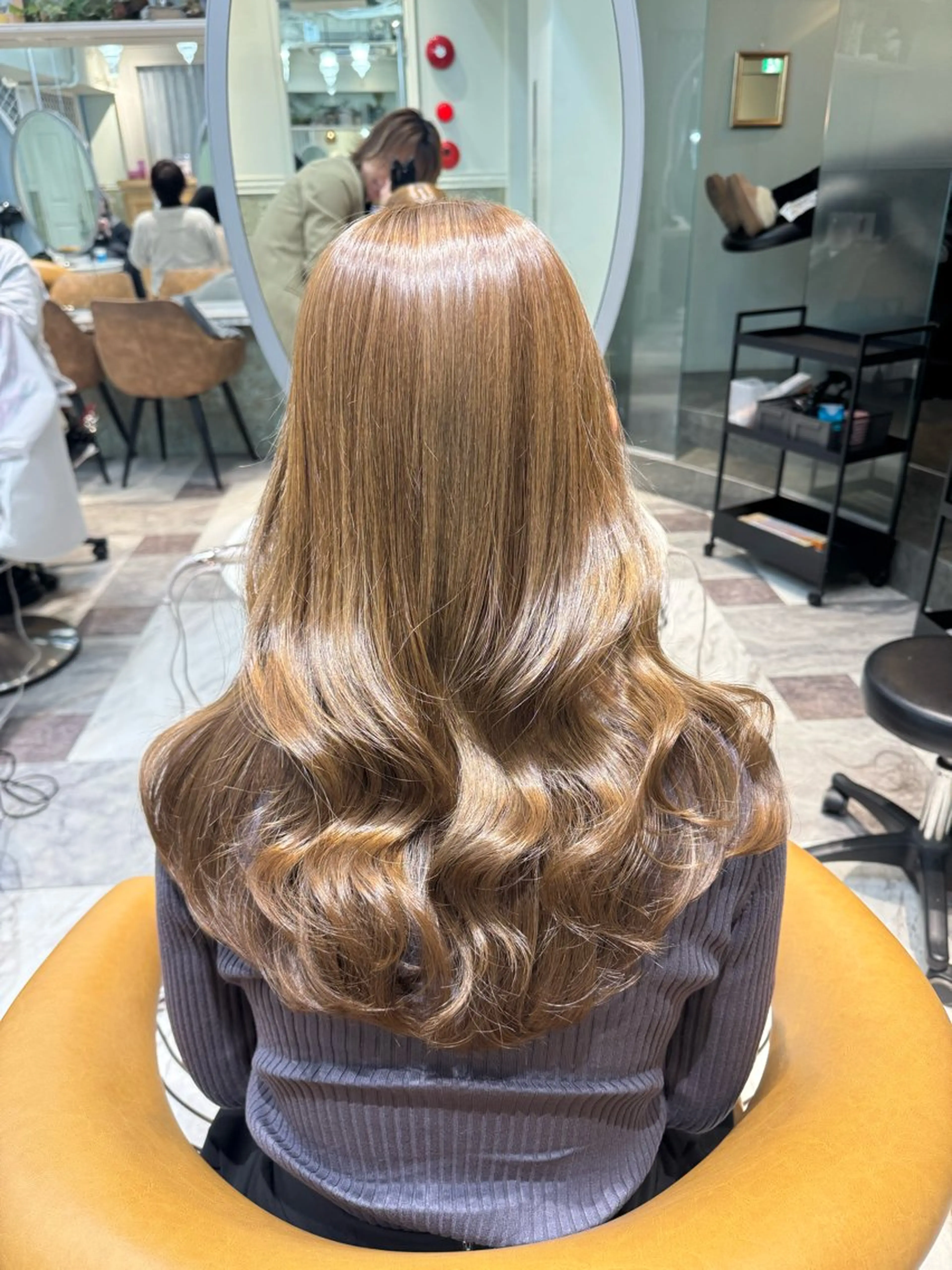 セミロング カラー ヘアカラー 木屋元一/透明感 /前髪/韓国ヘアのヘアスタイル