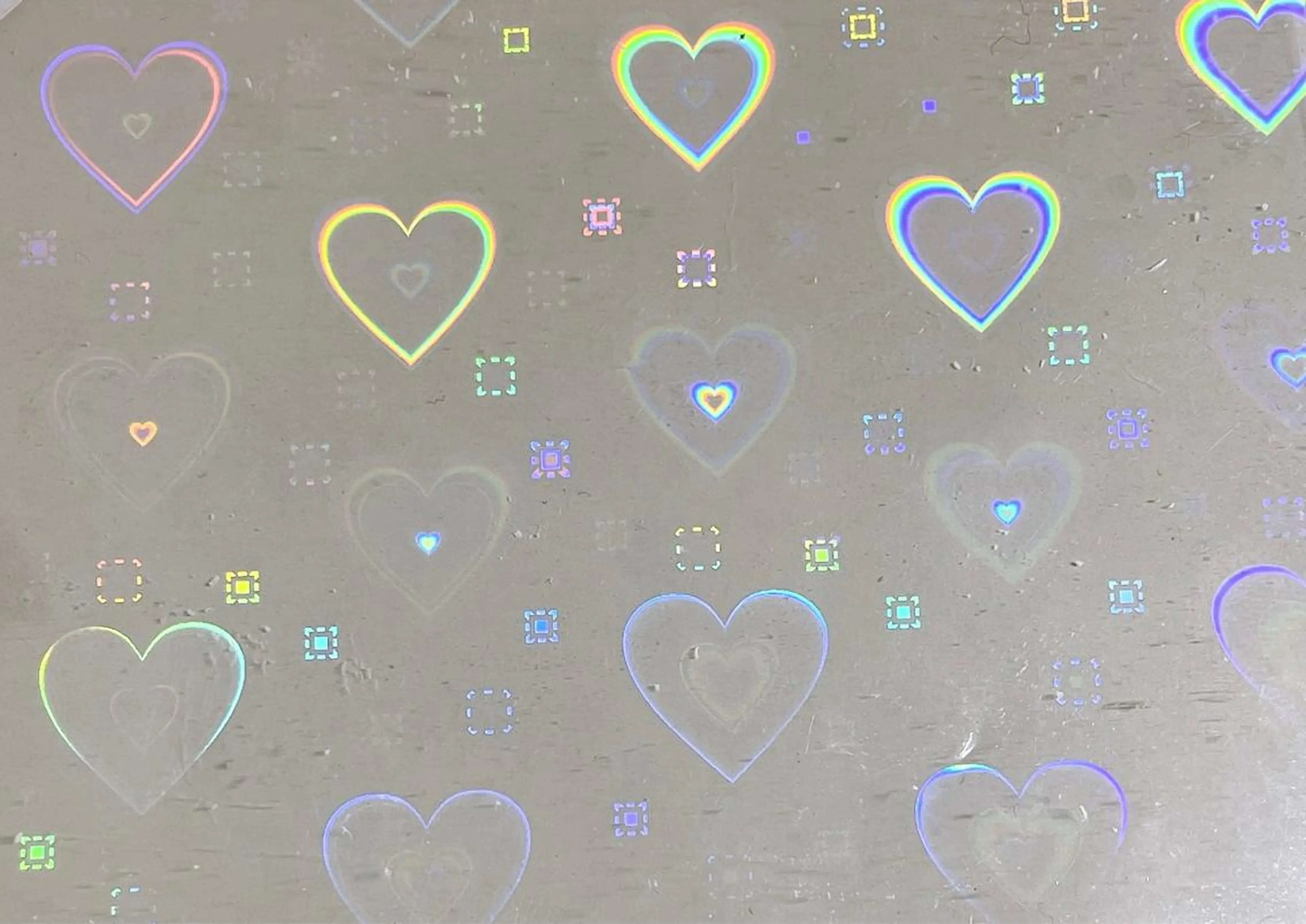 ネイル ハート VIERU 🌈🎀💖のネイルデザイン