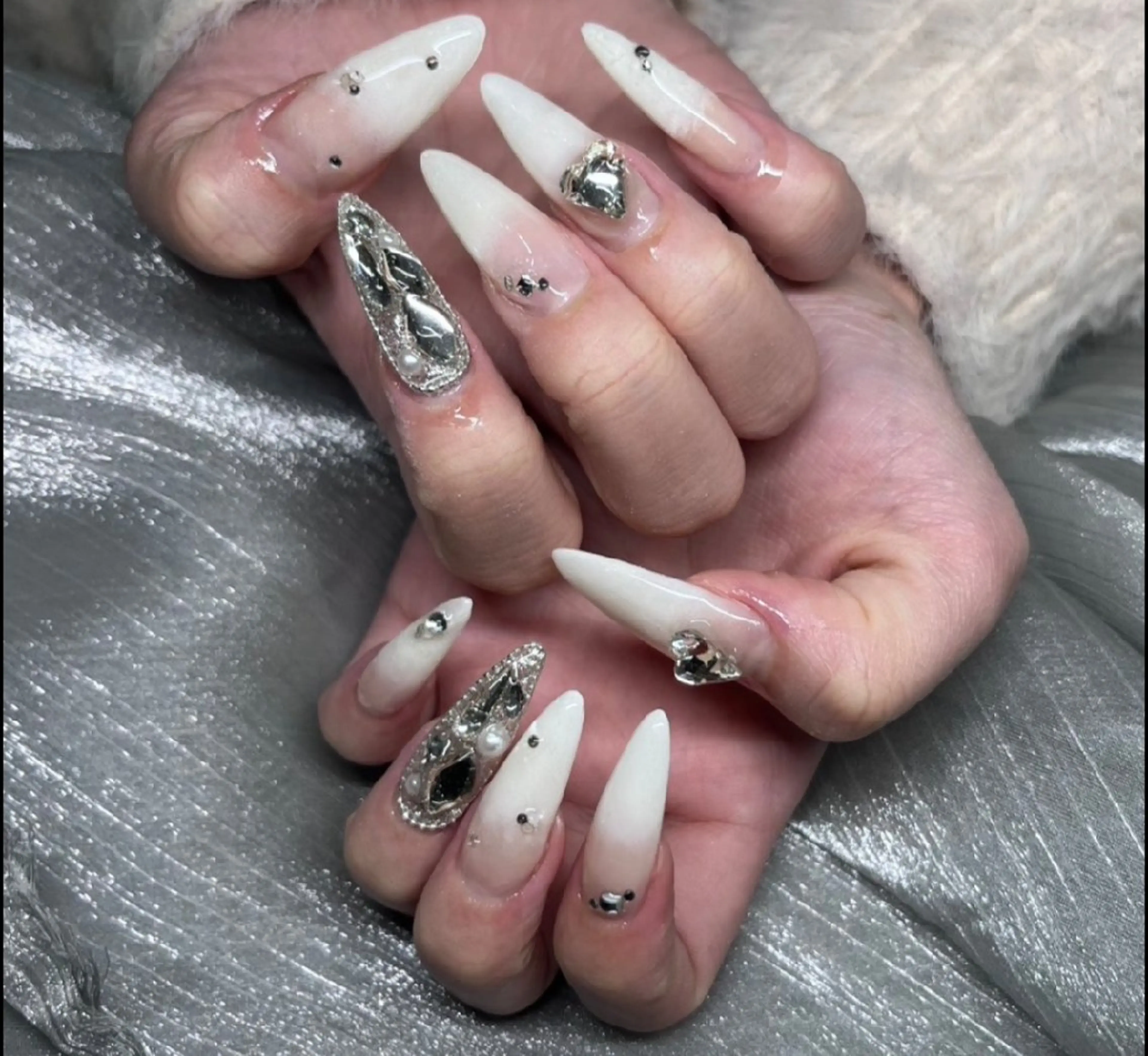 ネイル ♥Re:JUvia 　JUMI♥のネイルデザイン