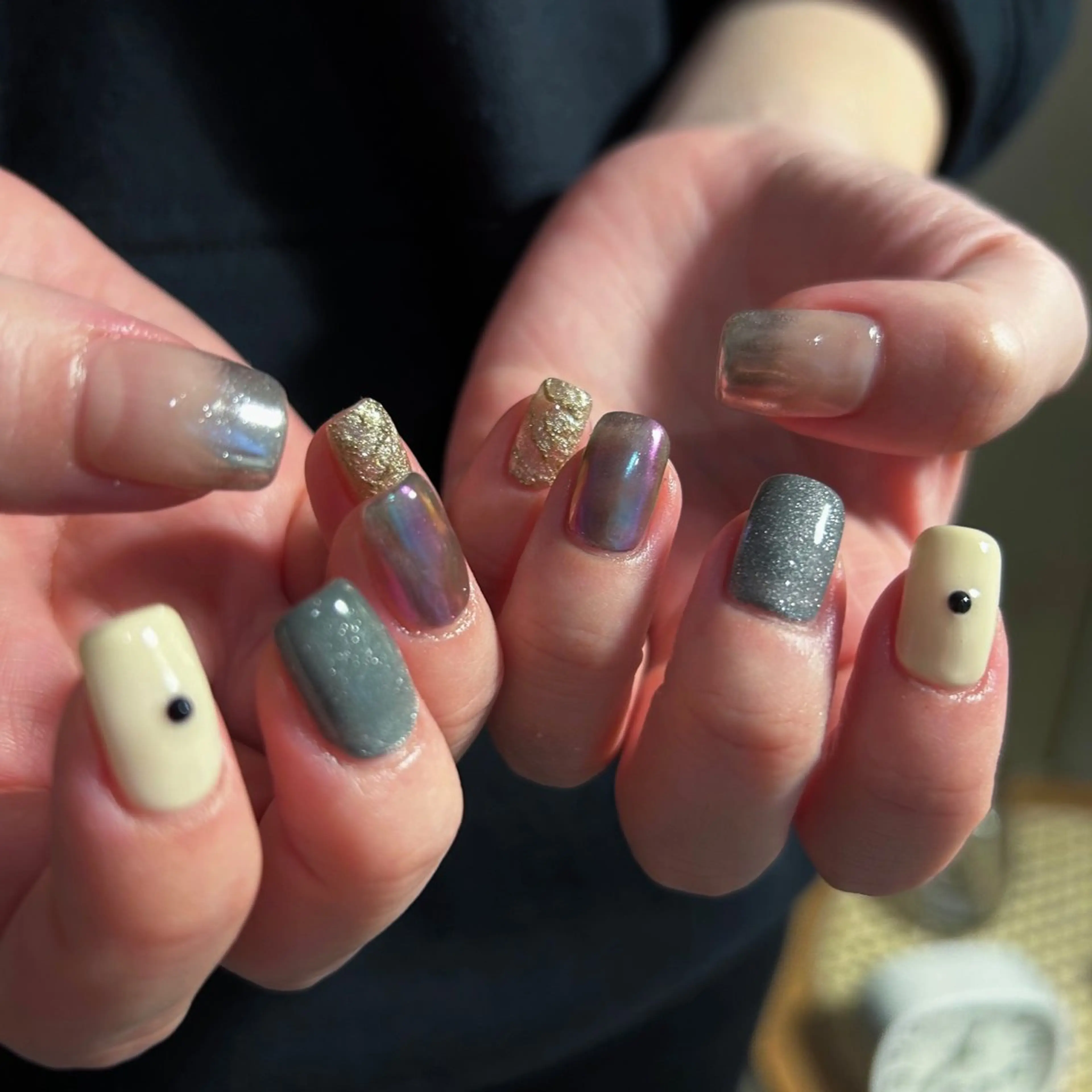 ネイル ニュアンスネイル tenoteno nailのネイルデザイン