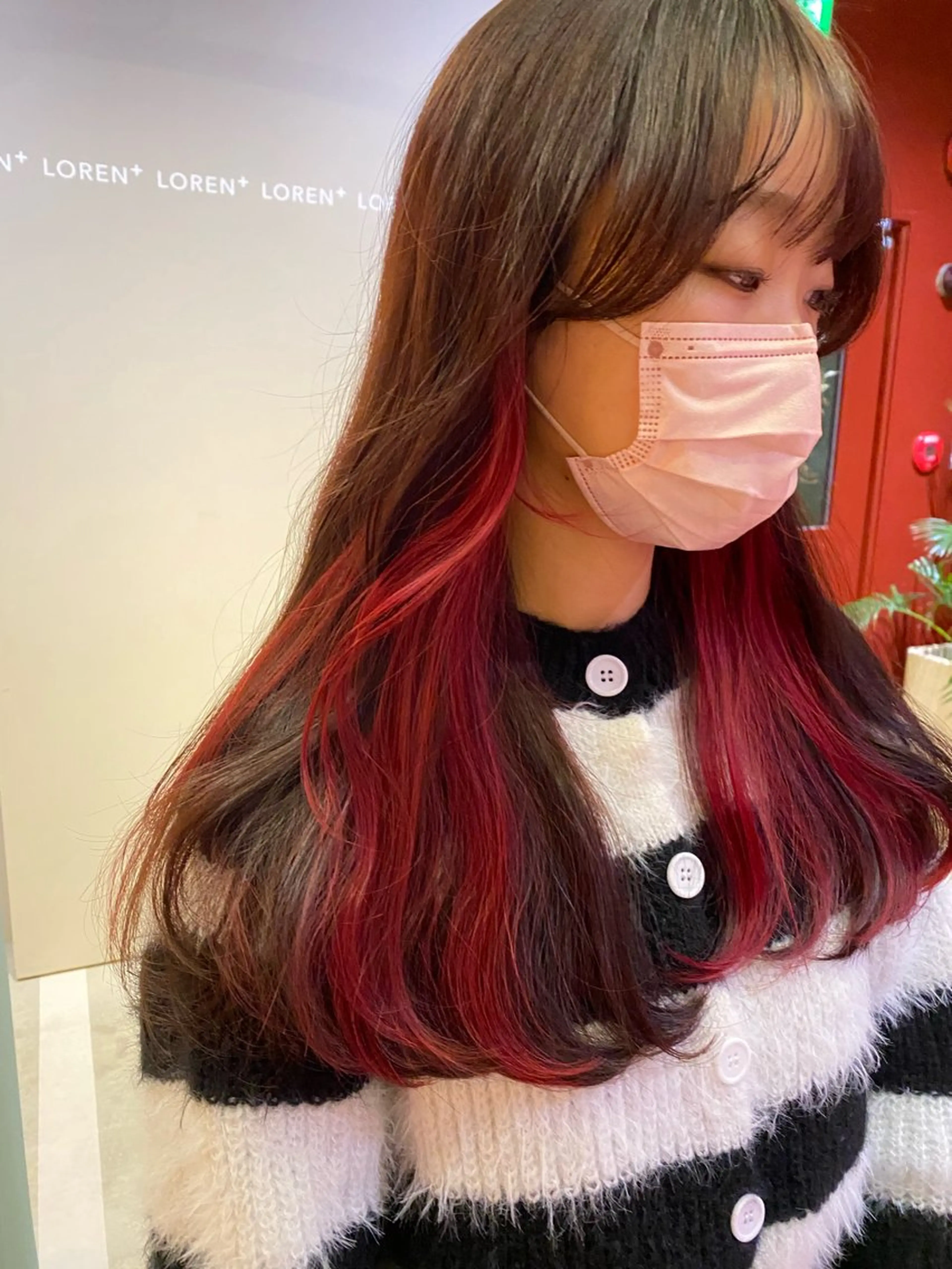 ロング カラー インナーカラー 透明感×レイヤーカッ ト🌼kiraraのヘアスタイル