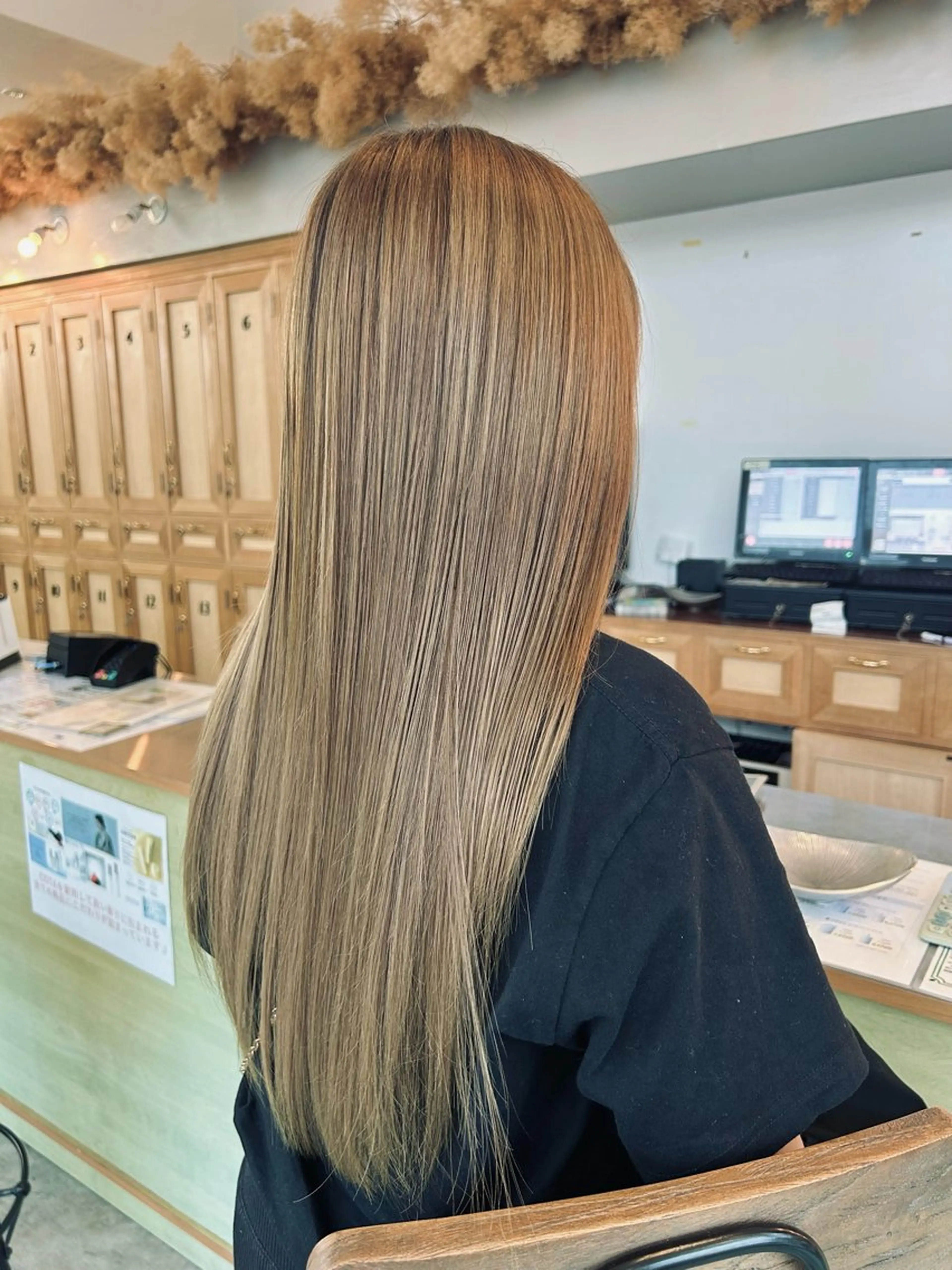 ロング ヘアカラー トリートメント YUIMARL SUZUKAのヘアスタイル