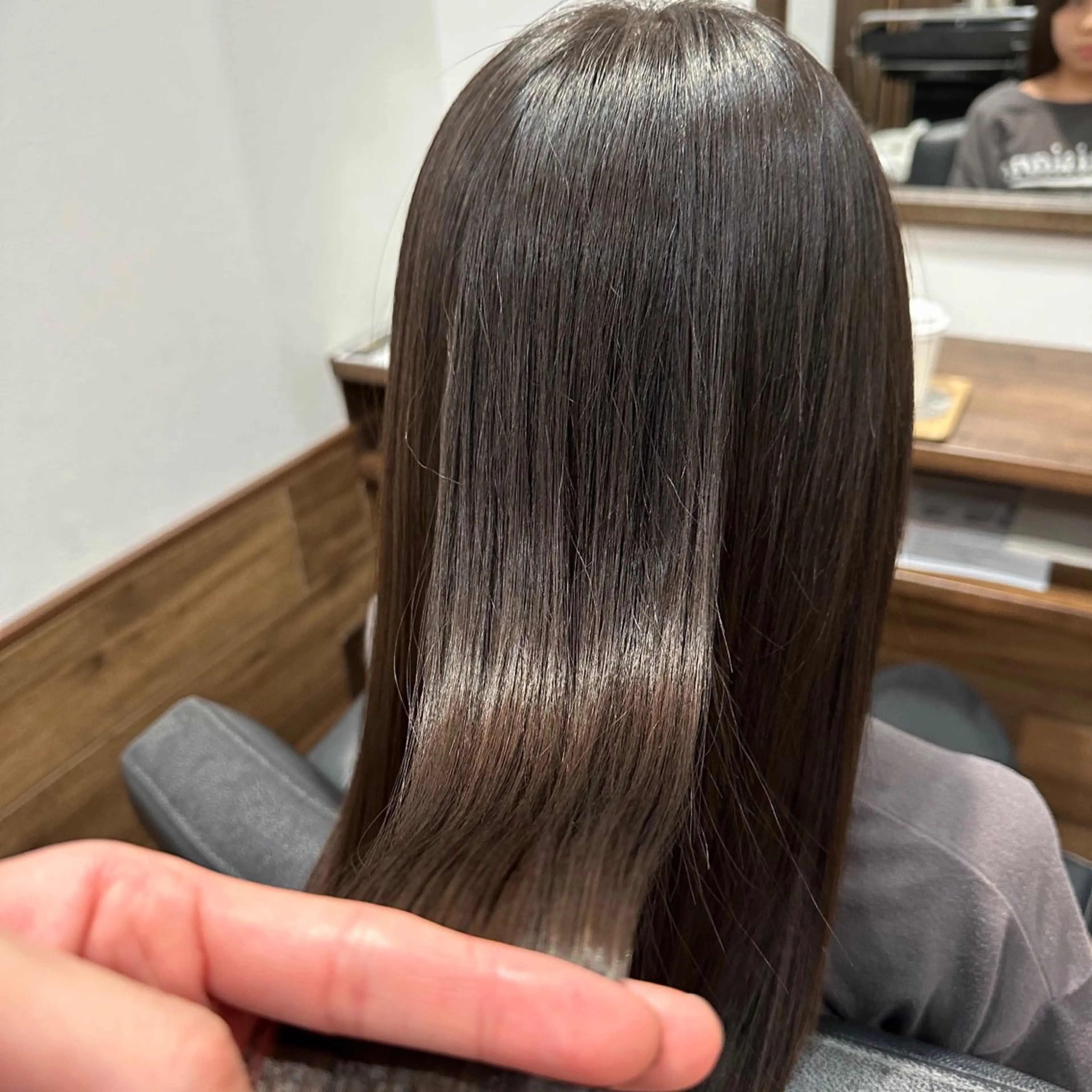 ロング 髪質改善 トリートメント 山中 大輝のヘアスタイル