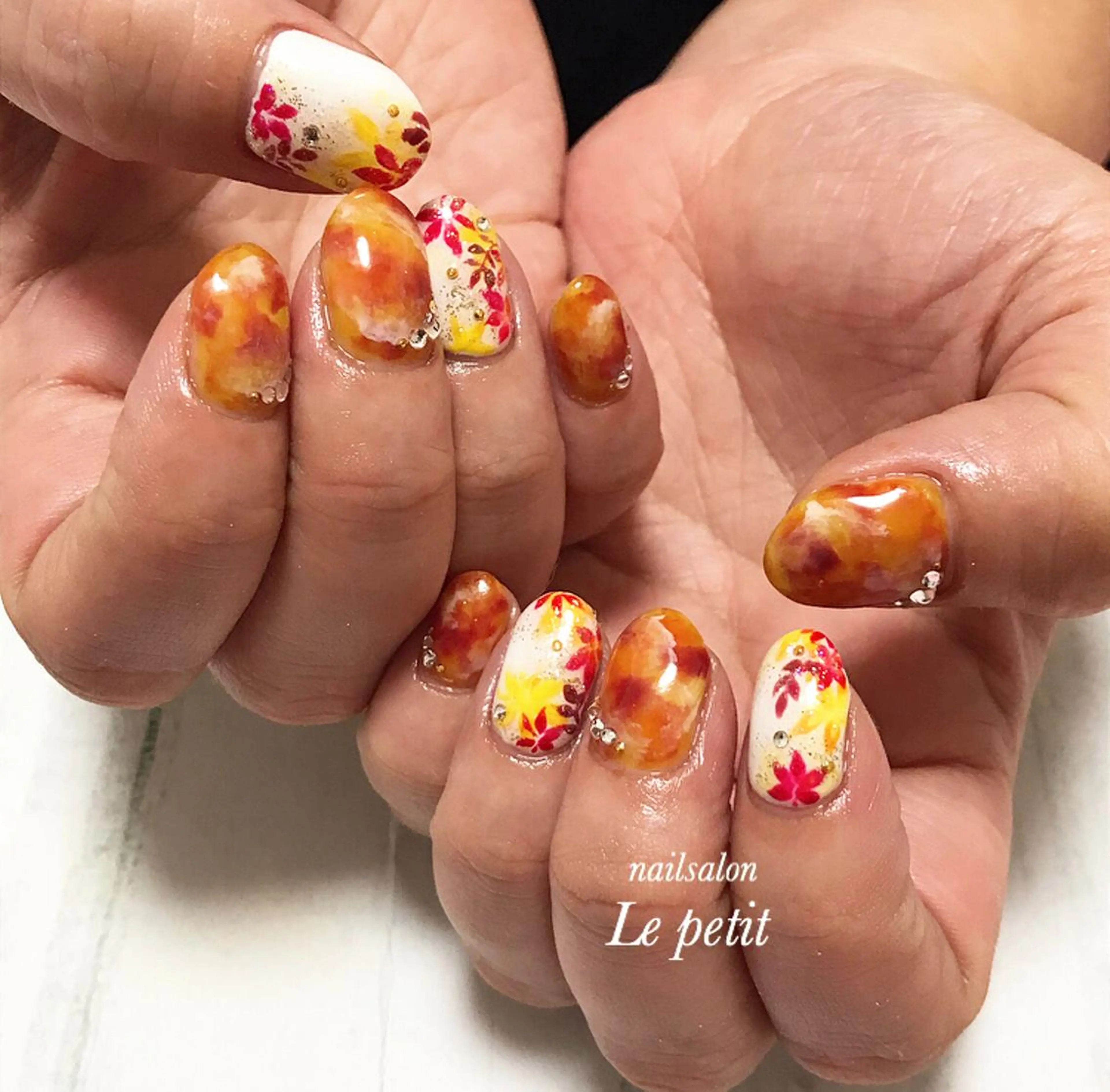 ネイル 石野 広佳のネイルデザイン