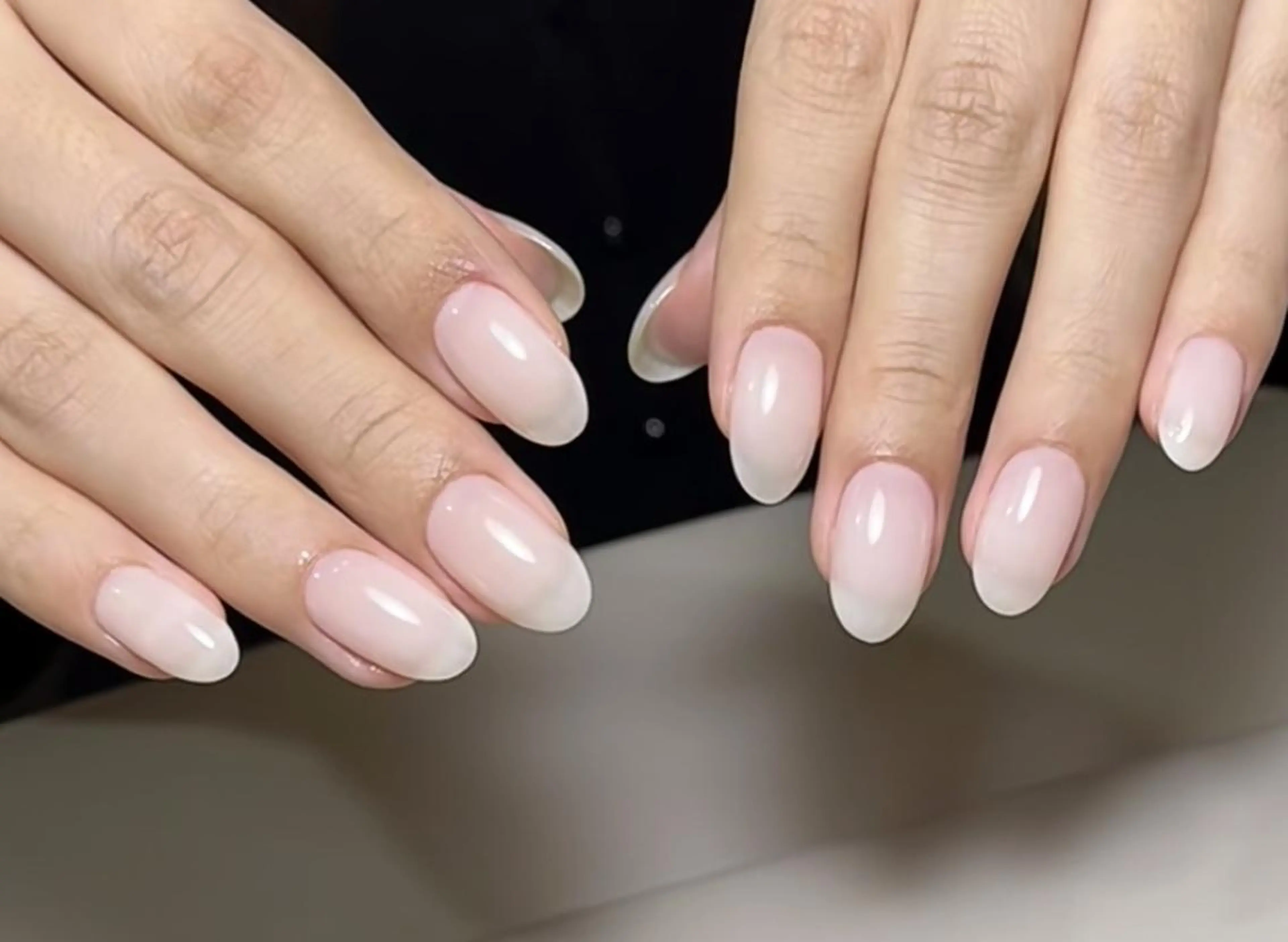 ネイル ハンドネイル エ リのネイルデザイン