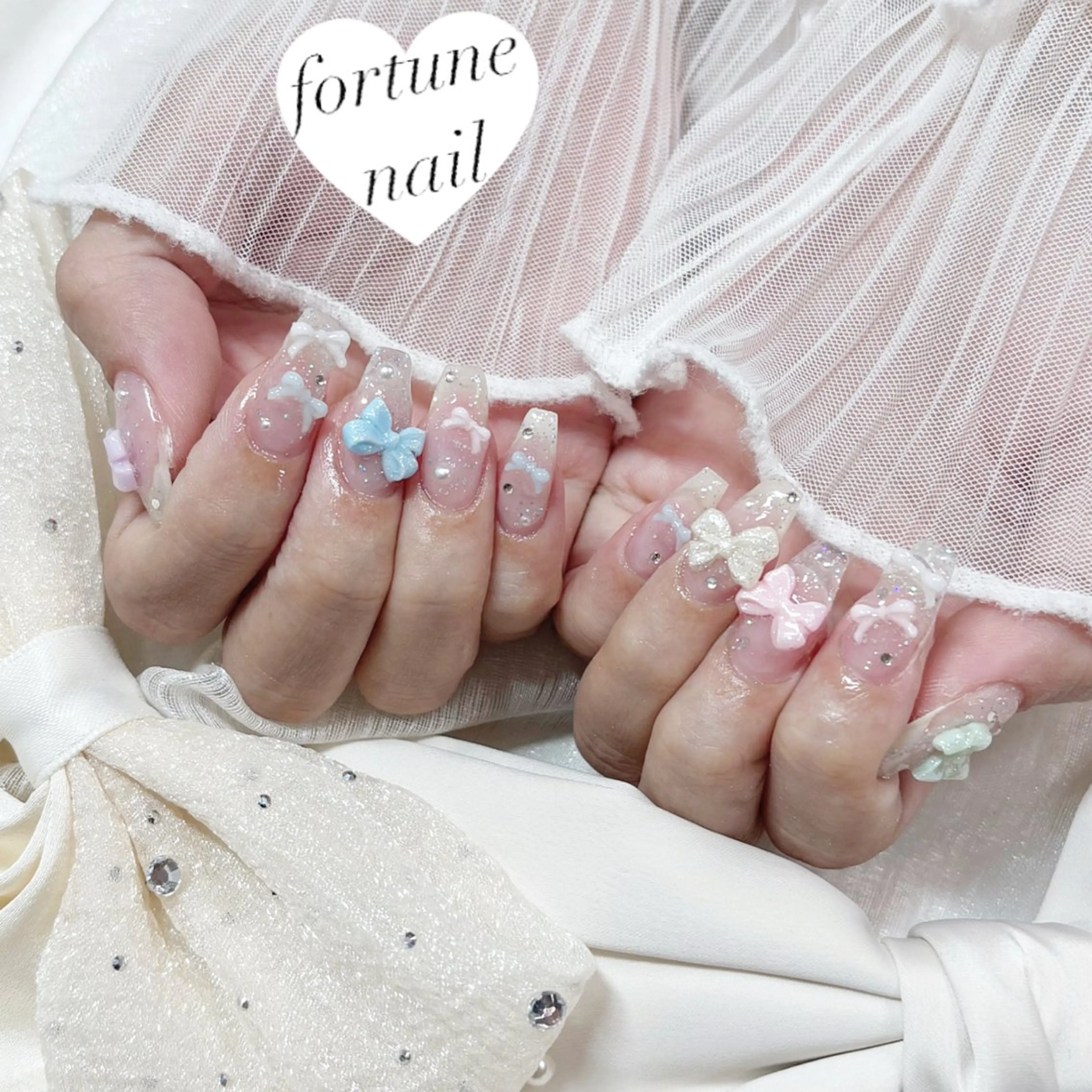 ネイル ガーリー キラキラネイル 韓国ネイル オフィスネイル ピンク ハンドネイル ☆saori ☆のネイルデザイン