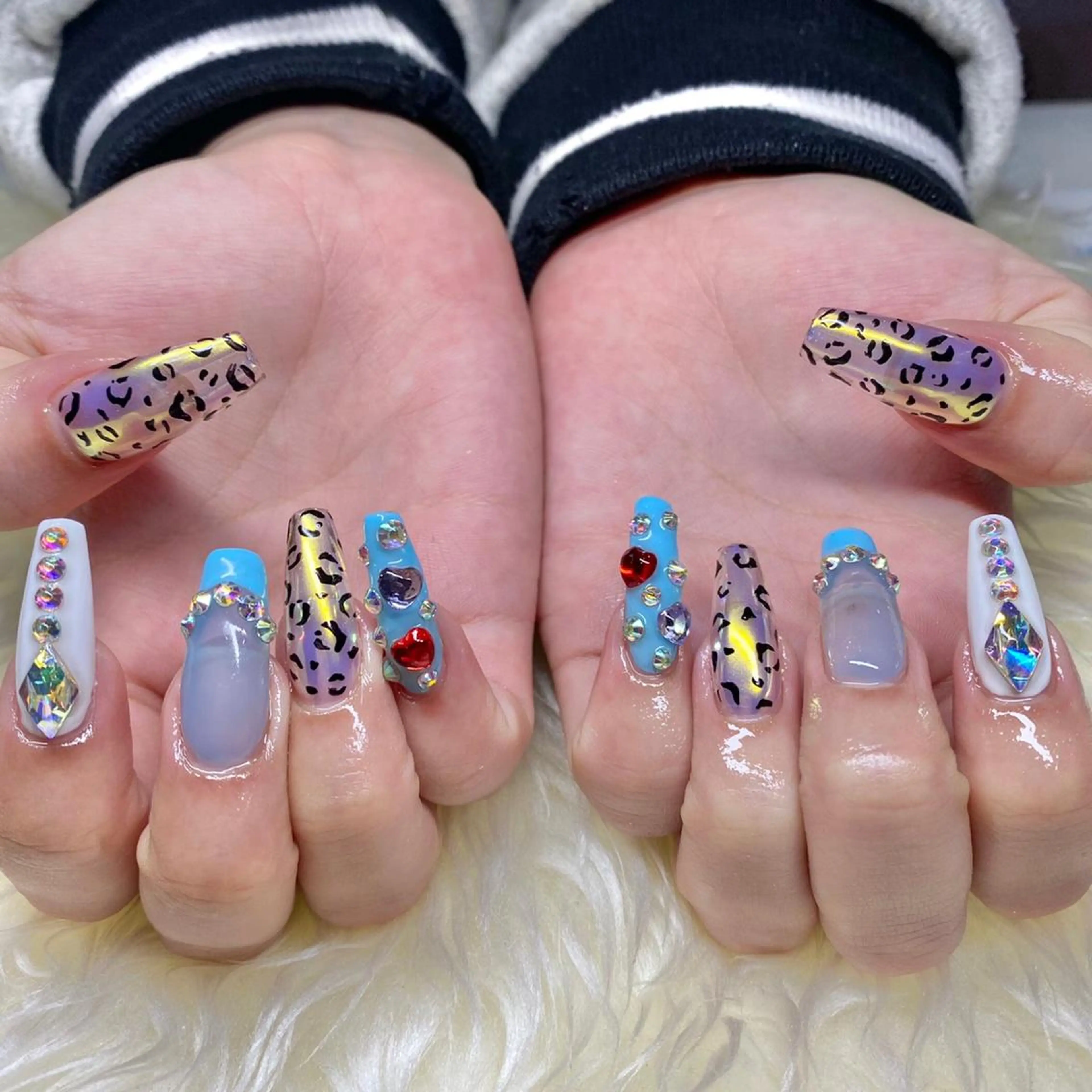 ネイル アートネイル 持ち込み ハンドネイル Nail&eye Belire 新宿のネイルデザイン