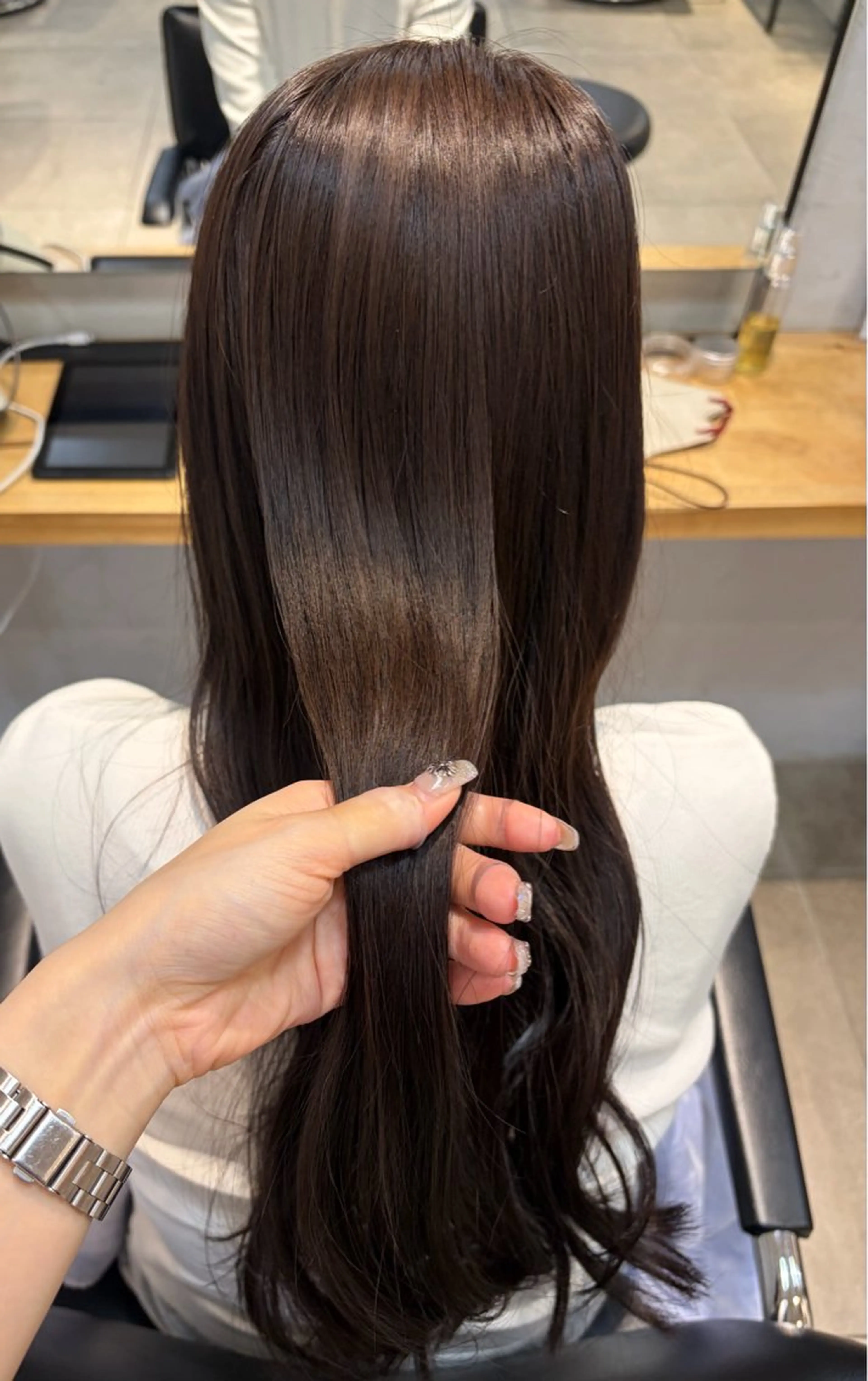 ロング カラー 透明感カラー カット ヘアカラー トリートメント 🌙suwa🌙 /赤み消し×透明感のヘアスタイル