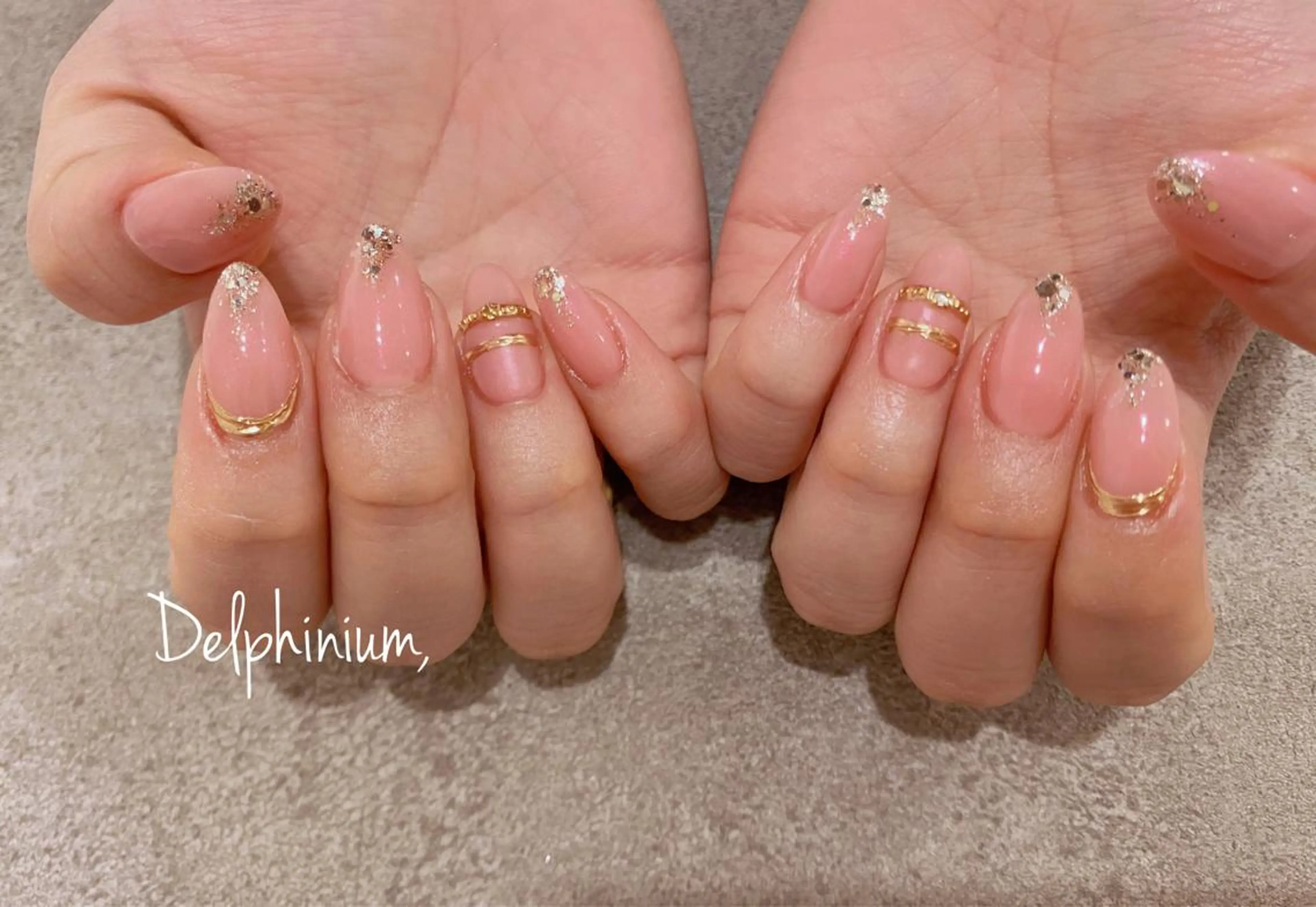 ネイル アートネイル ジェルネイル ミラーネイル 持ち込み オフィスネイル ハンドネイル 岡本 友恵のネイルデザイン