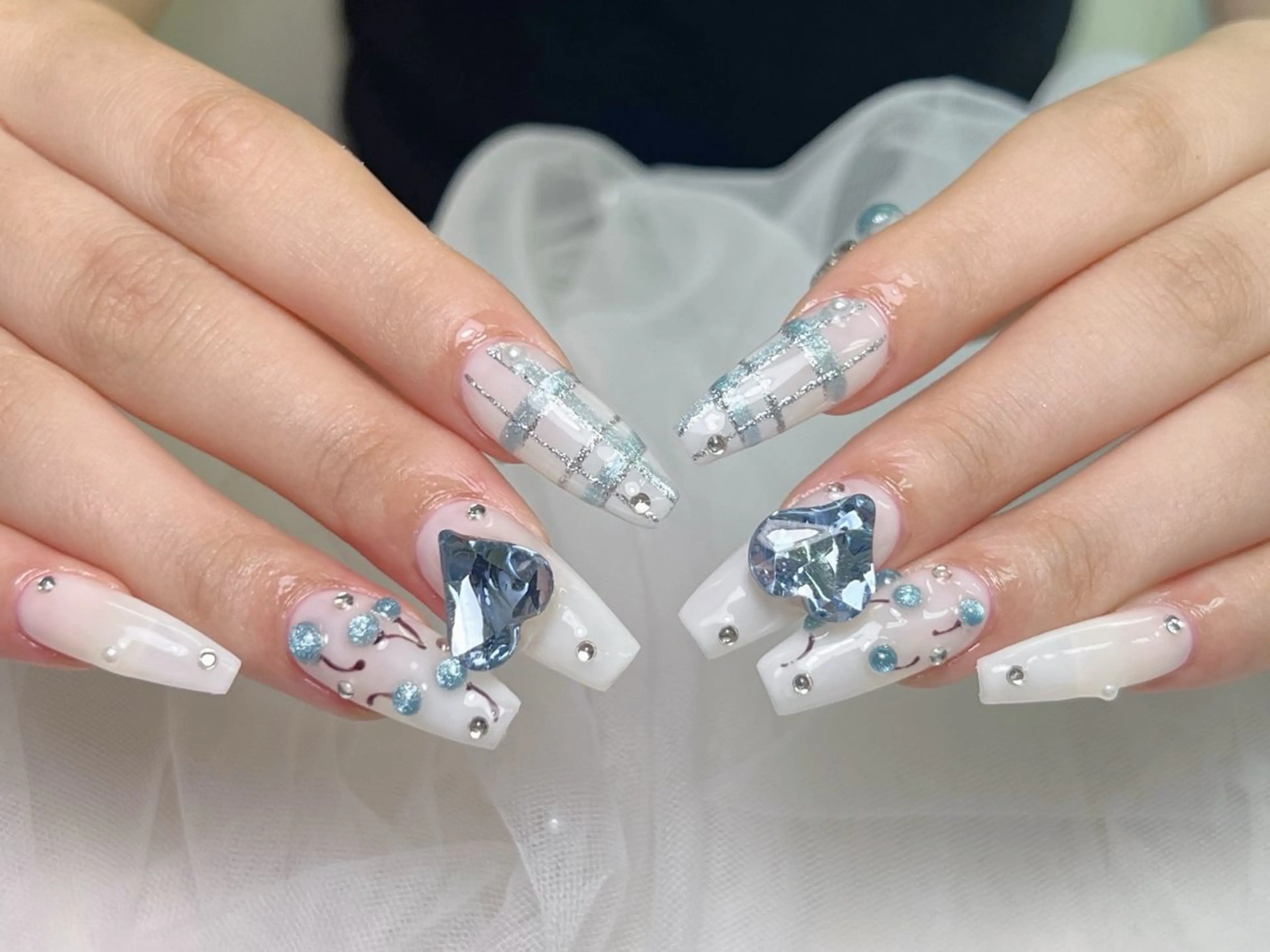 ネイル ハンドネイル lucky nail 歌舞伎町のネイルデザイン