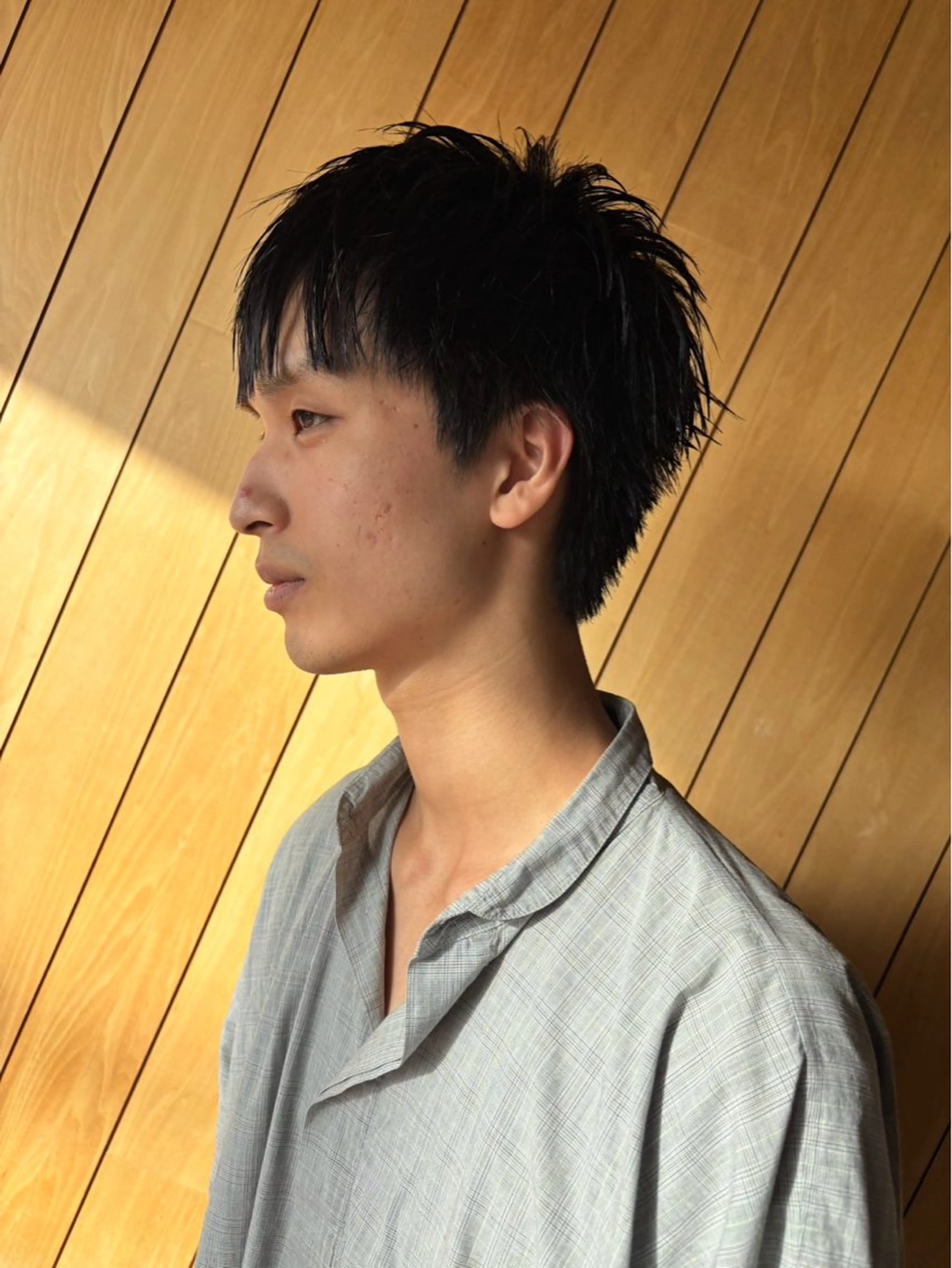 カラー メンズ IRO所属・岡田 祐樹のヘアスタイル