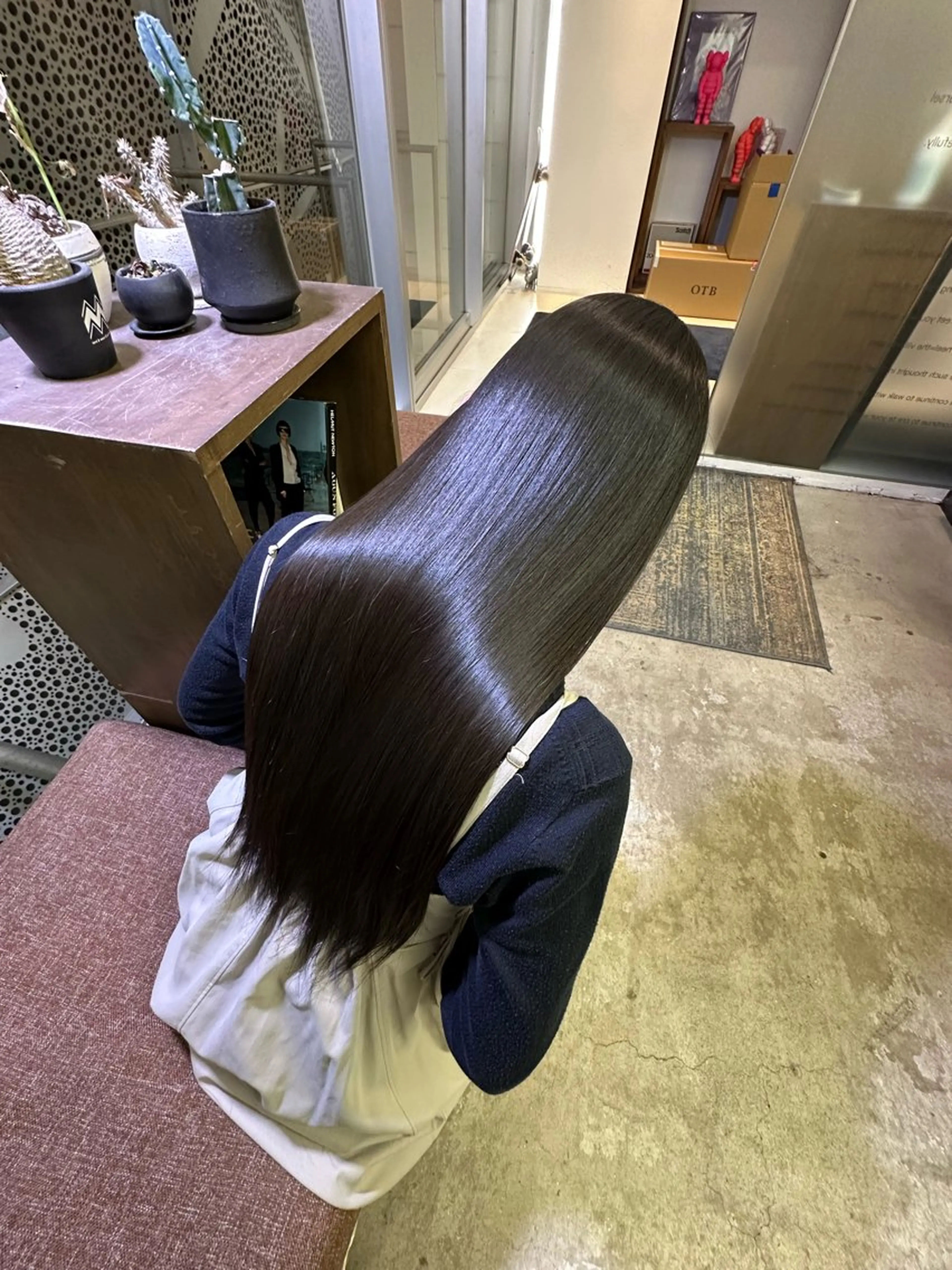 ロング カット 縮毛矯正 トリートメント 鈴木 一貴のヘアスタイル