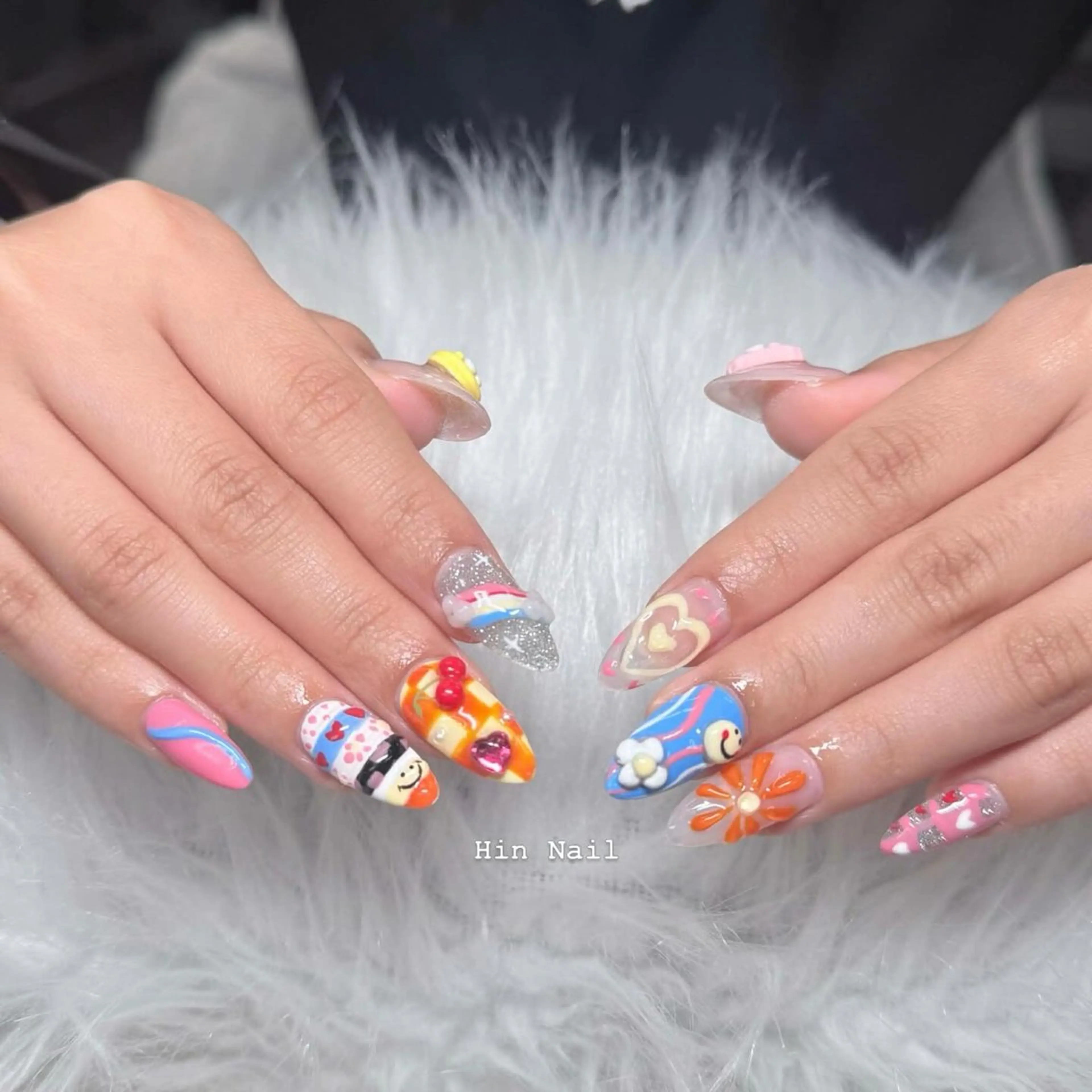 ネイル ハンドネイル HIN NAILのネイルデザイン