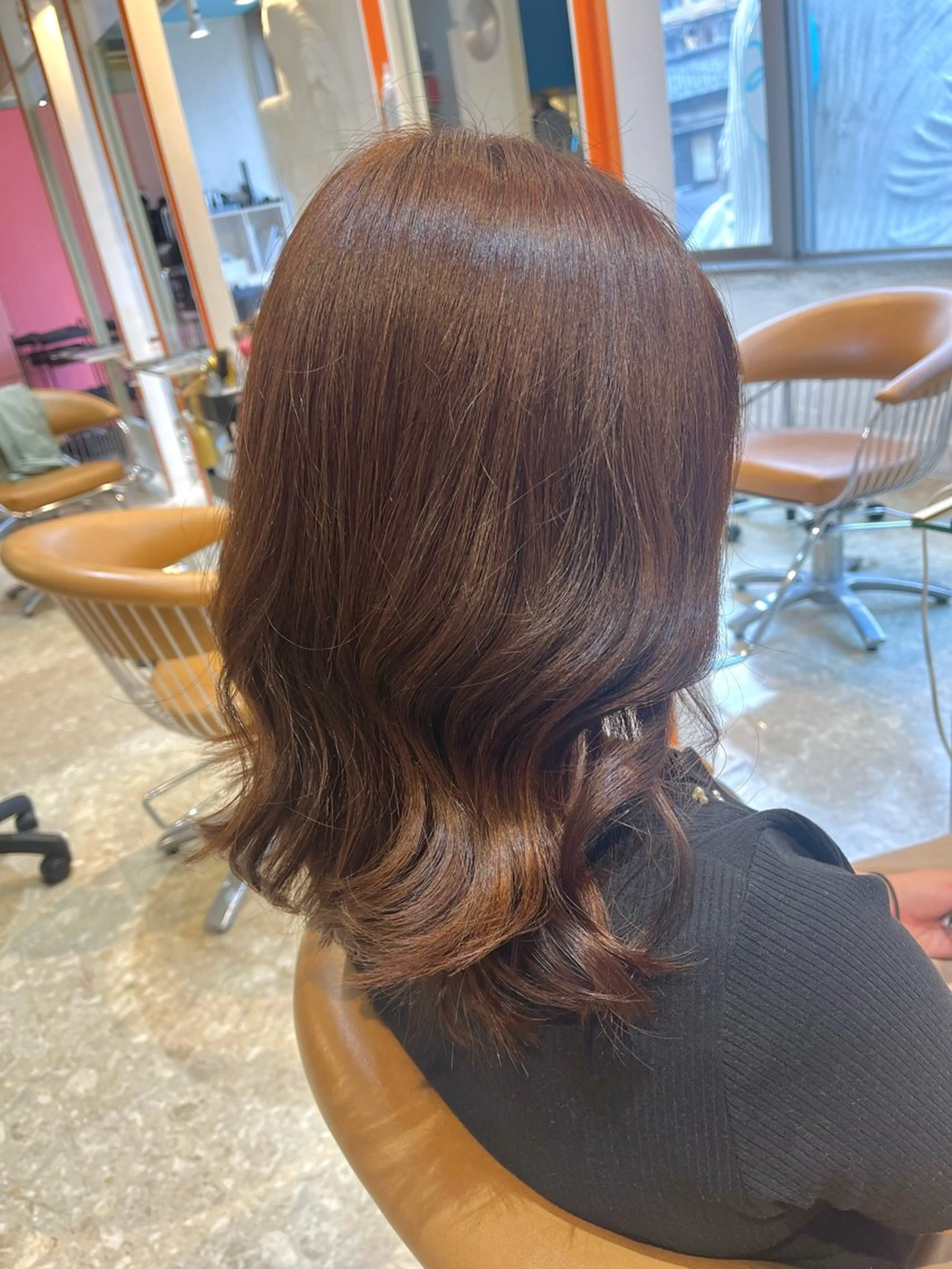 ミディアム カラー カット ヘアカラー トリートメント うしだ かおるのヘアスタイル