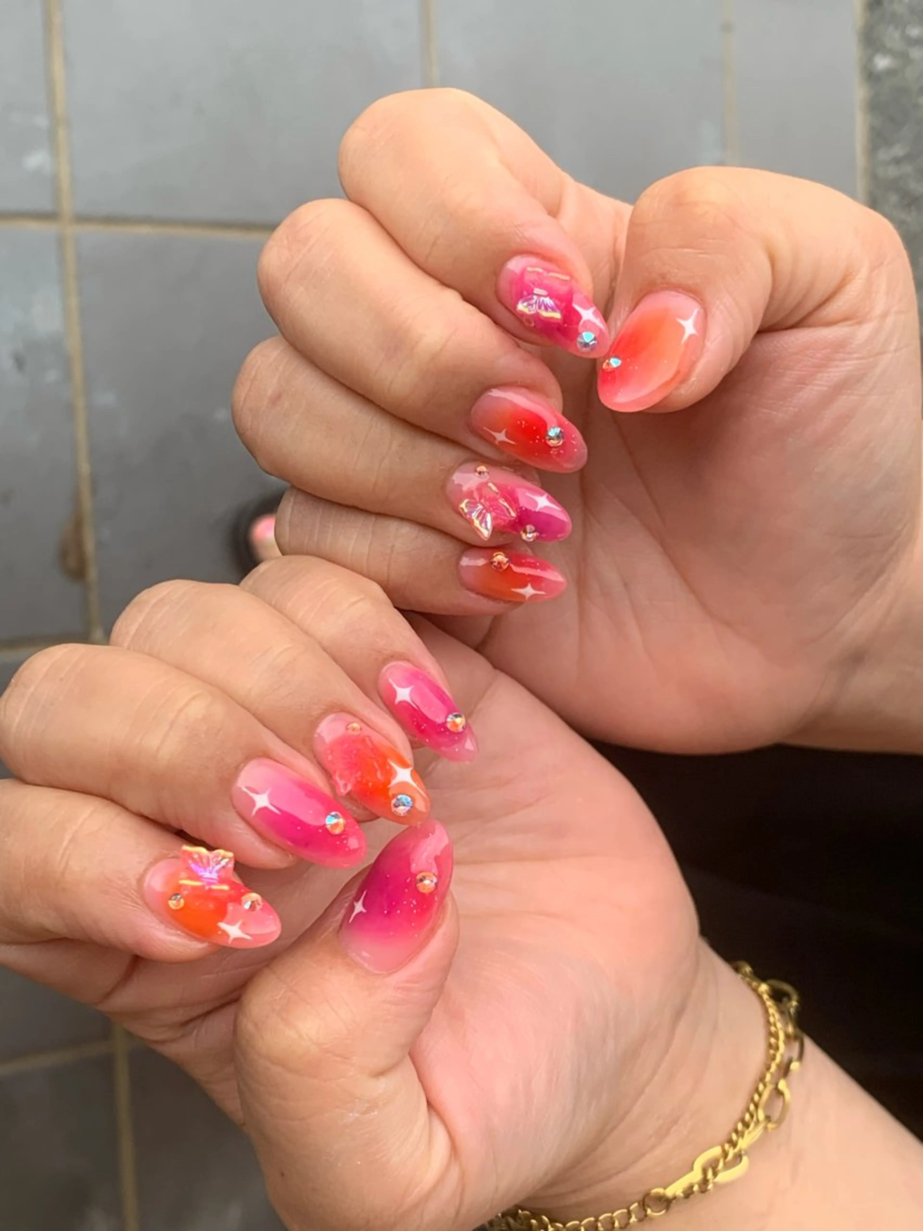 ネイル うるま市サロン Yuko Izawaのネイルデザイン