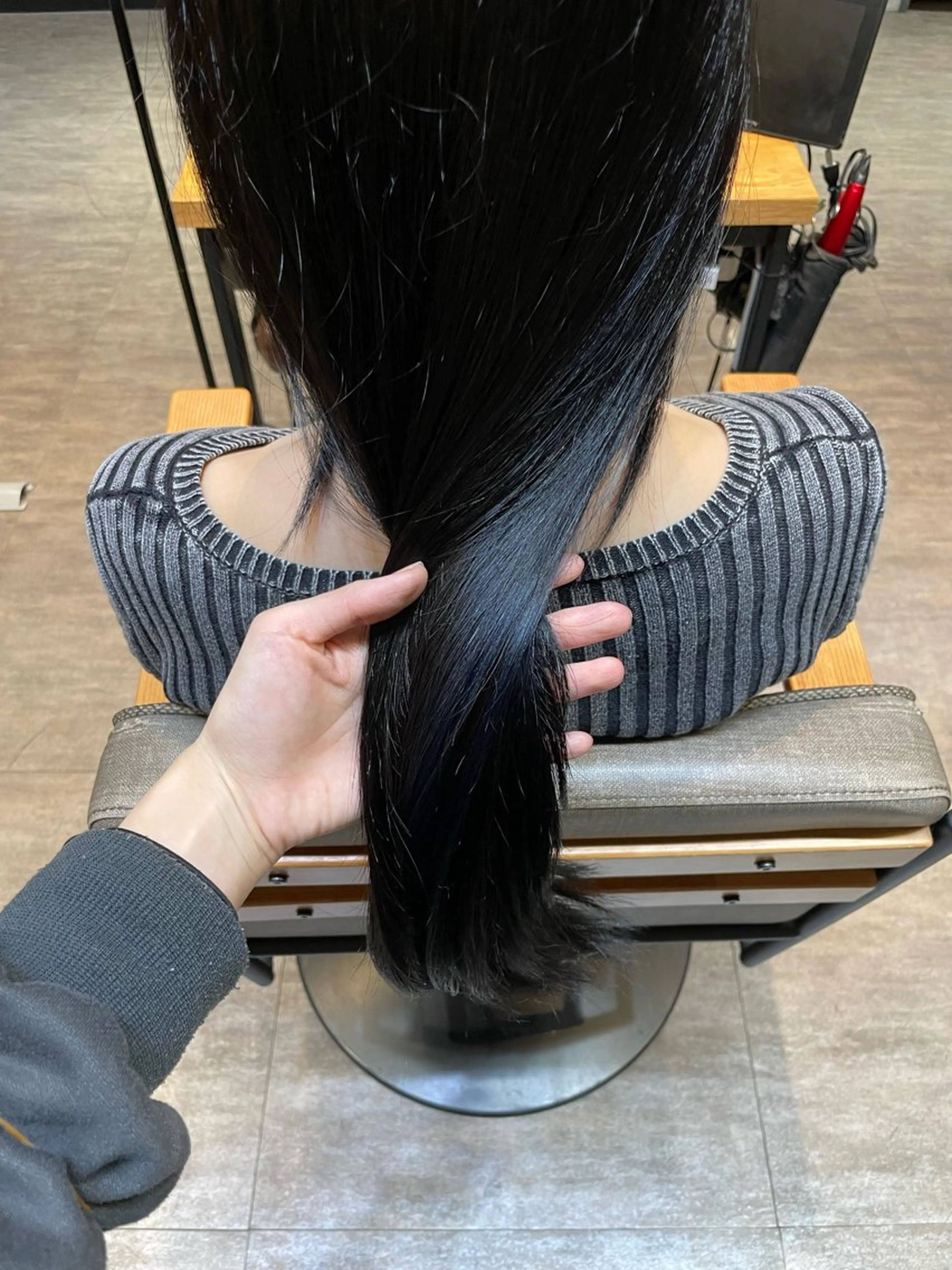 カラー 暗髪カラー/艶カラー /ヘアセットのヘアスタイル