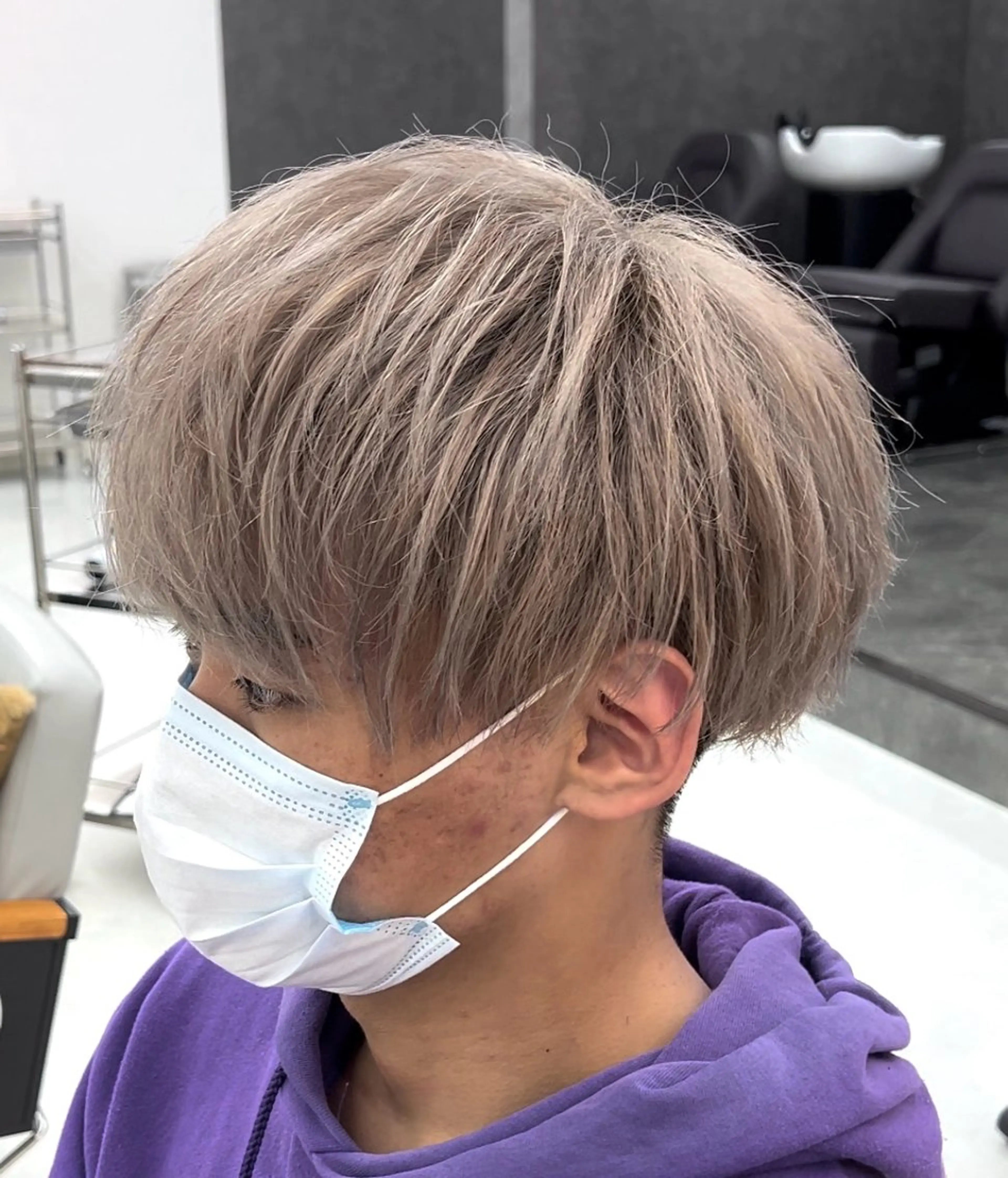 ショート カラー ヘアアレンジ メンズ メンズブリーチ ベージュカラー ブリーチ ミルクティーベージュ カット ヘアカラー トリートメント ヘアセット フウト/メンズカット /メンズパーマのヘアスタイル