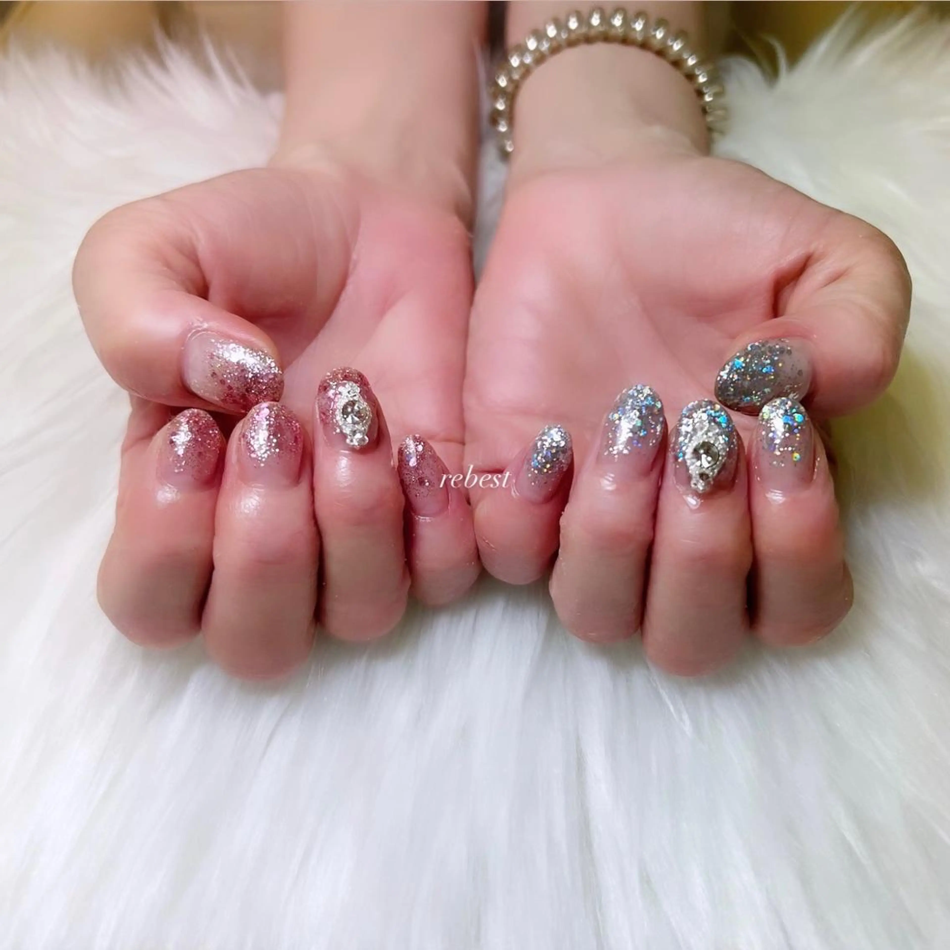 ネイル ❤️💛🩵京橋 痛ネイル⭐️3Dのネイルデザイン