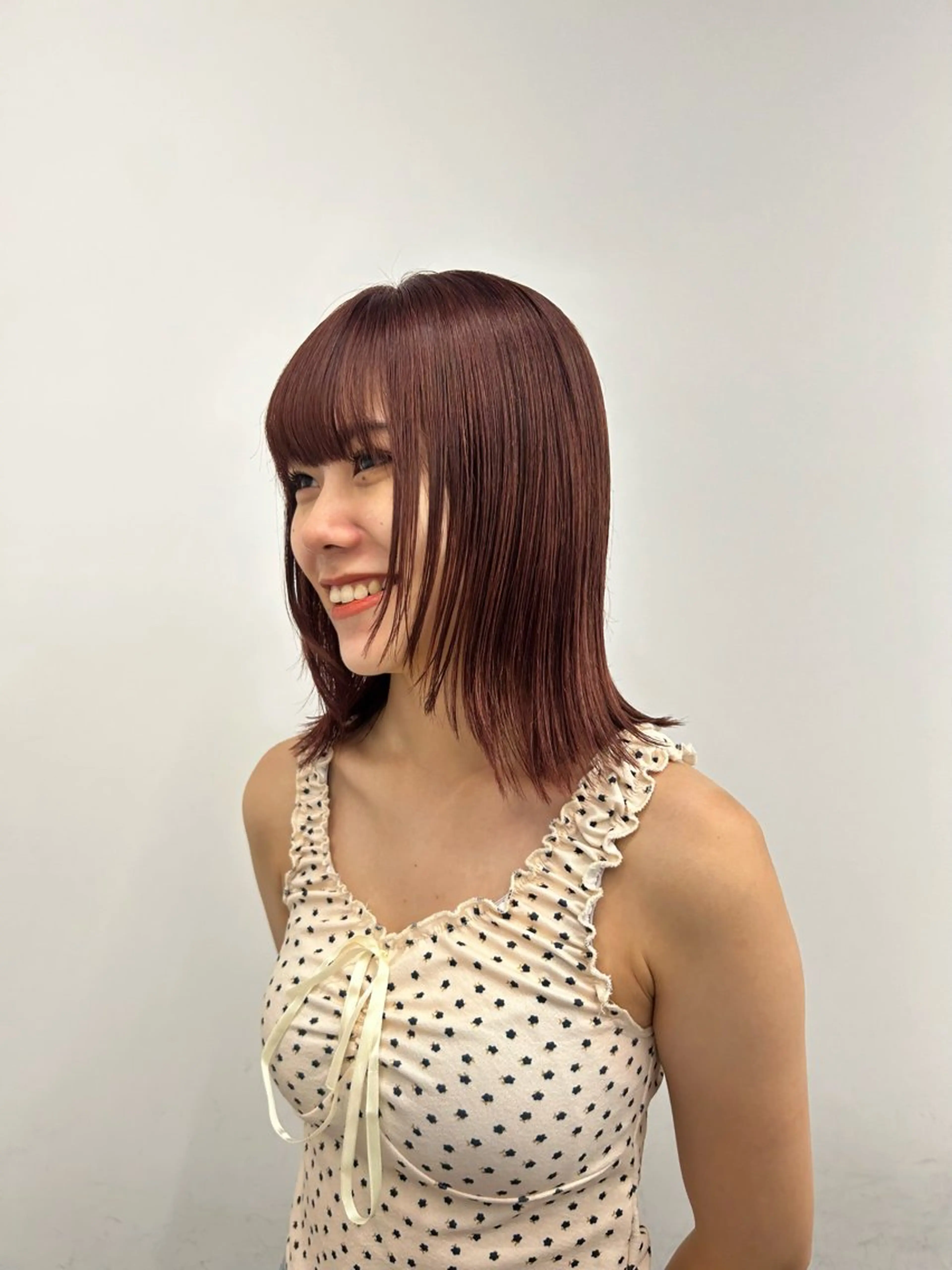 ミディアム ヘアカラー 👒透明感カラー yui👒のヘアスタイル