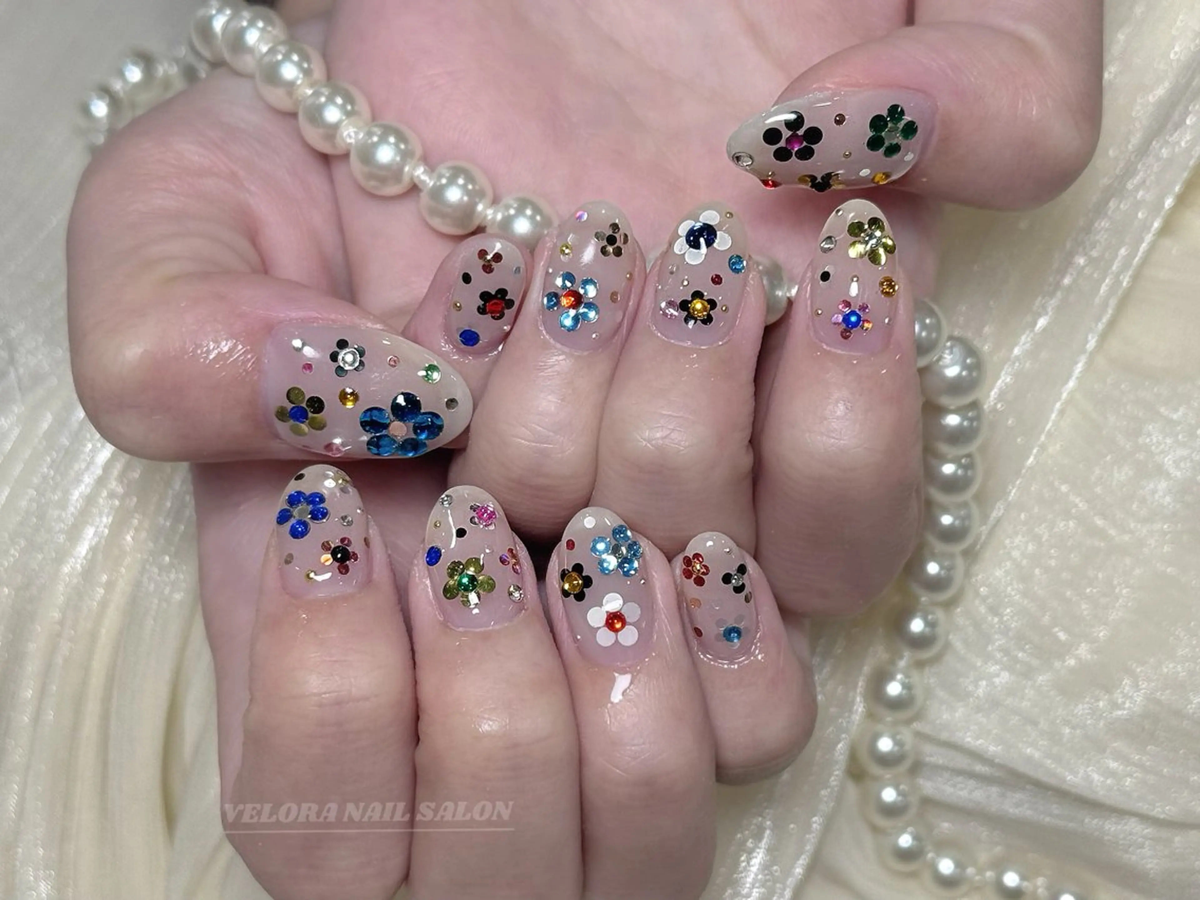 ネイル 長さ出し フレンチネイル ジェルネイル キラキラネイル 韓国ネイル ハンドネイル RINA NAILのネイルデザイン