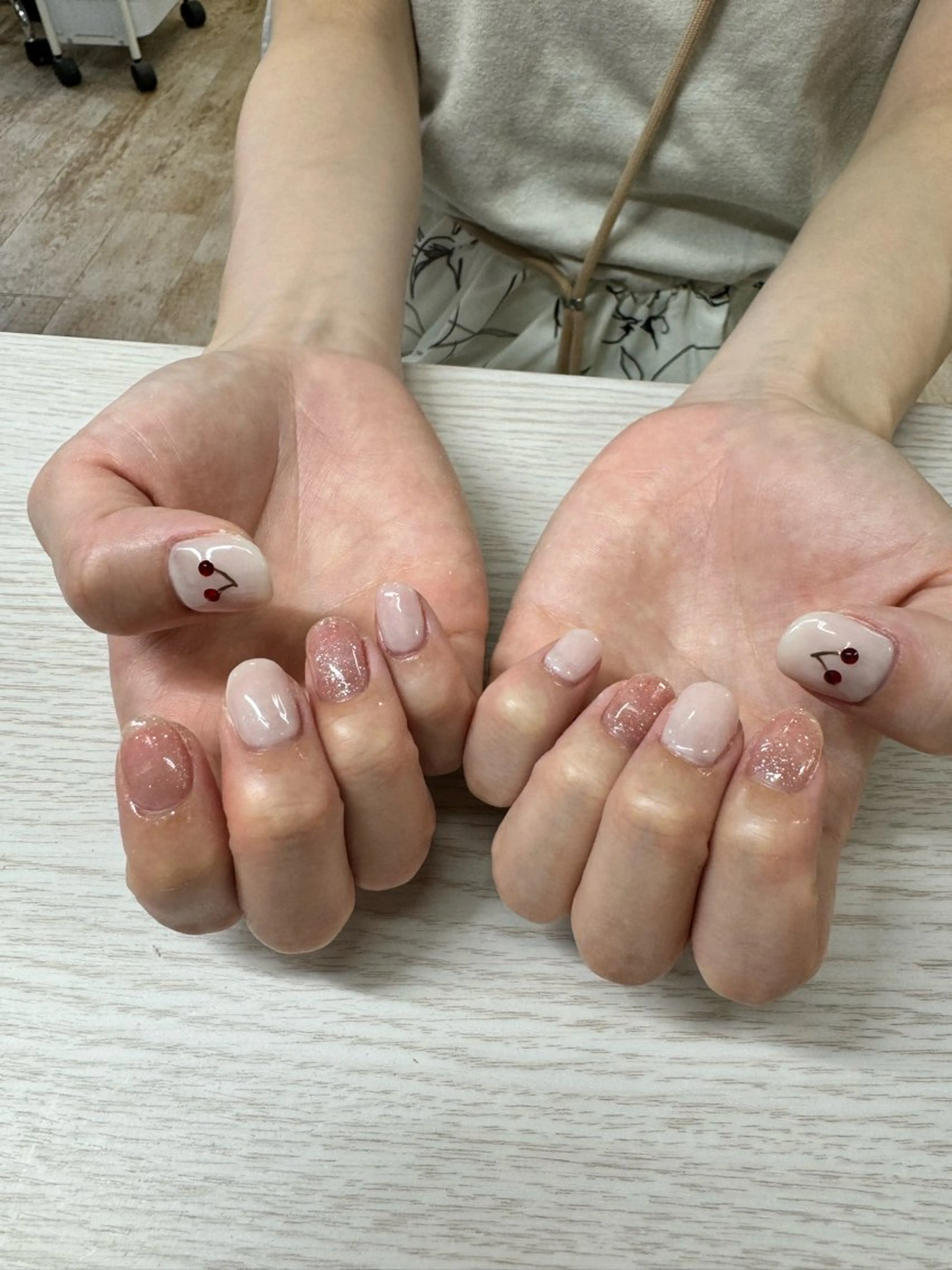 ネイル アートネイル VENUSBELT 杏のネイルデザイン