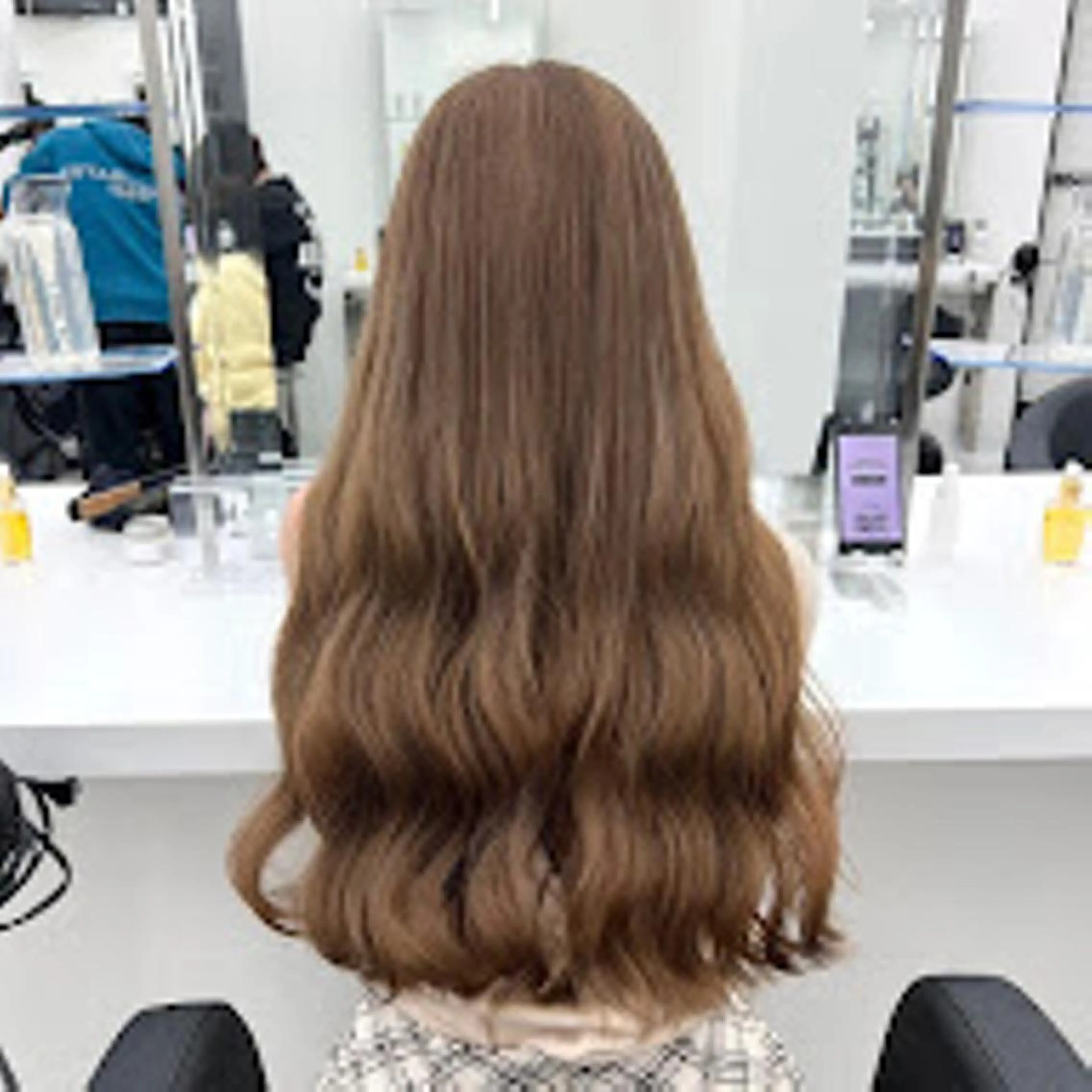 カラー 🪞SHE池袋 Official🪞のヘアスタイル