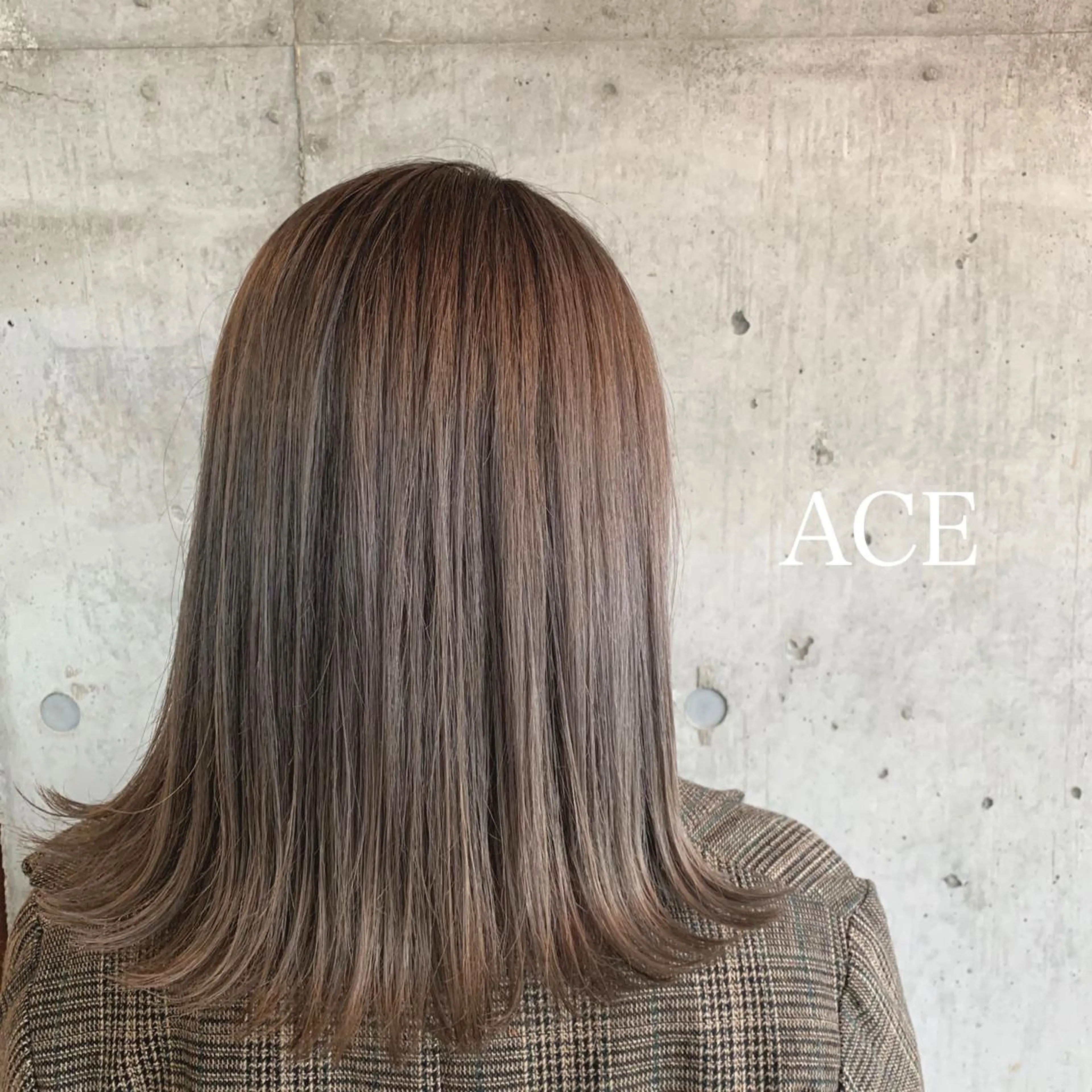 ミディアム 🌷横浜/レイヤー /艶カラー🌷のヘアスタイル