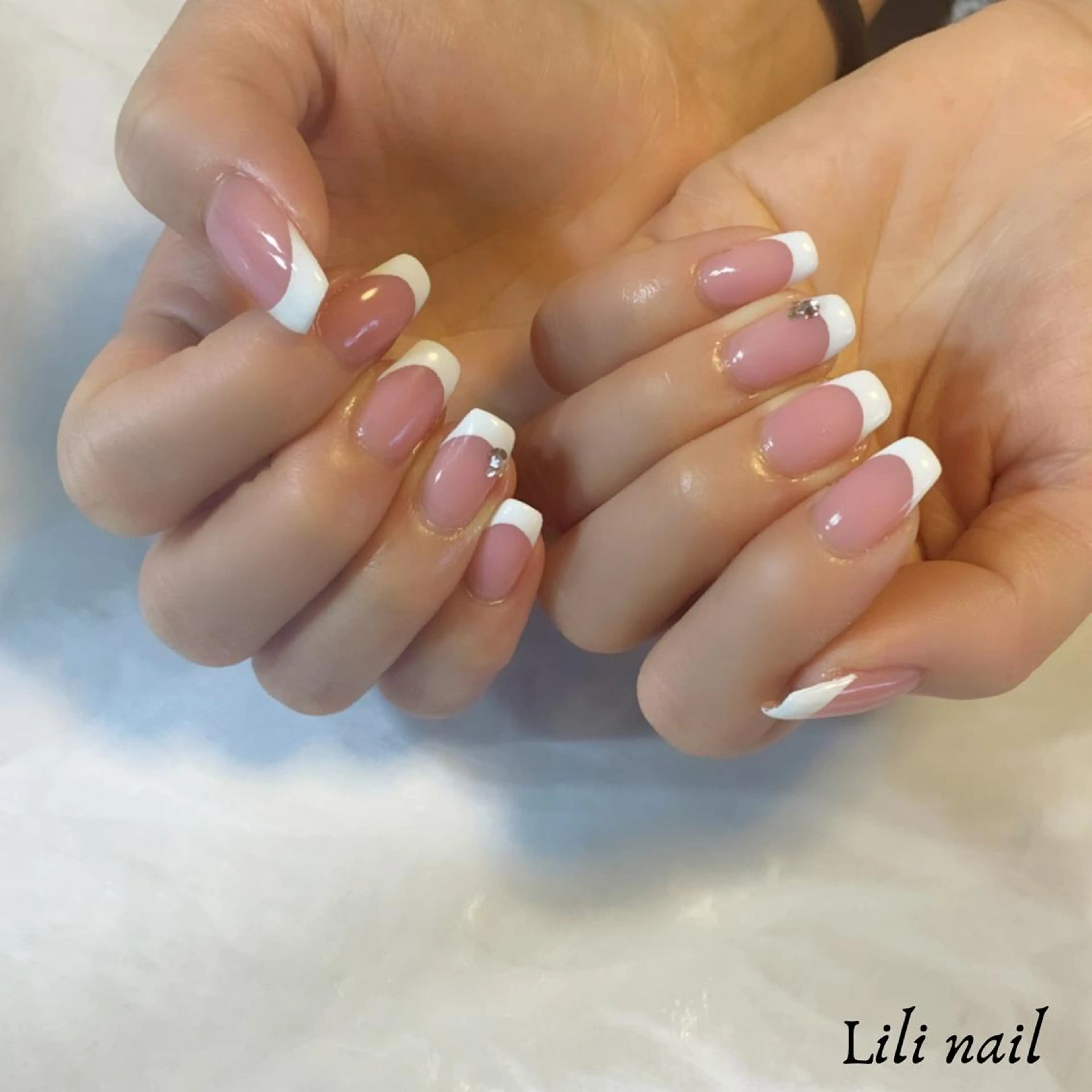 ネイル フレンチネイル Lili beauty salon所属・Lilibeauty salonのネイルデザイン