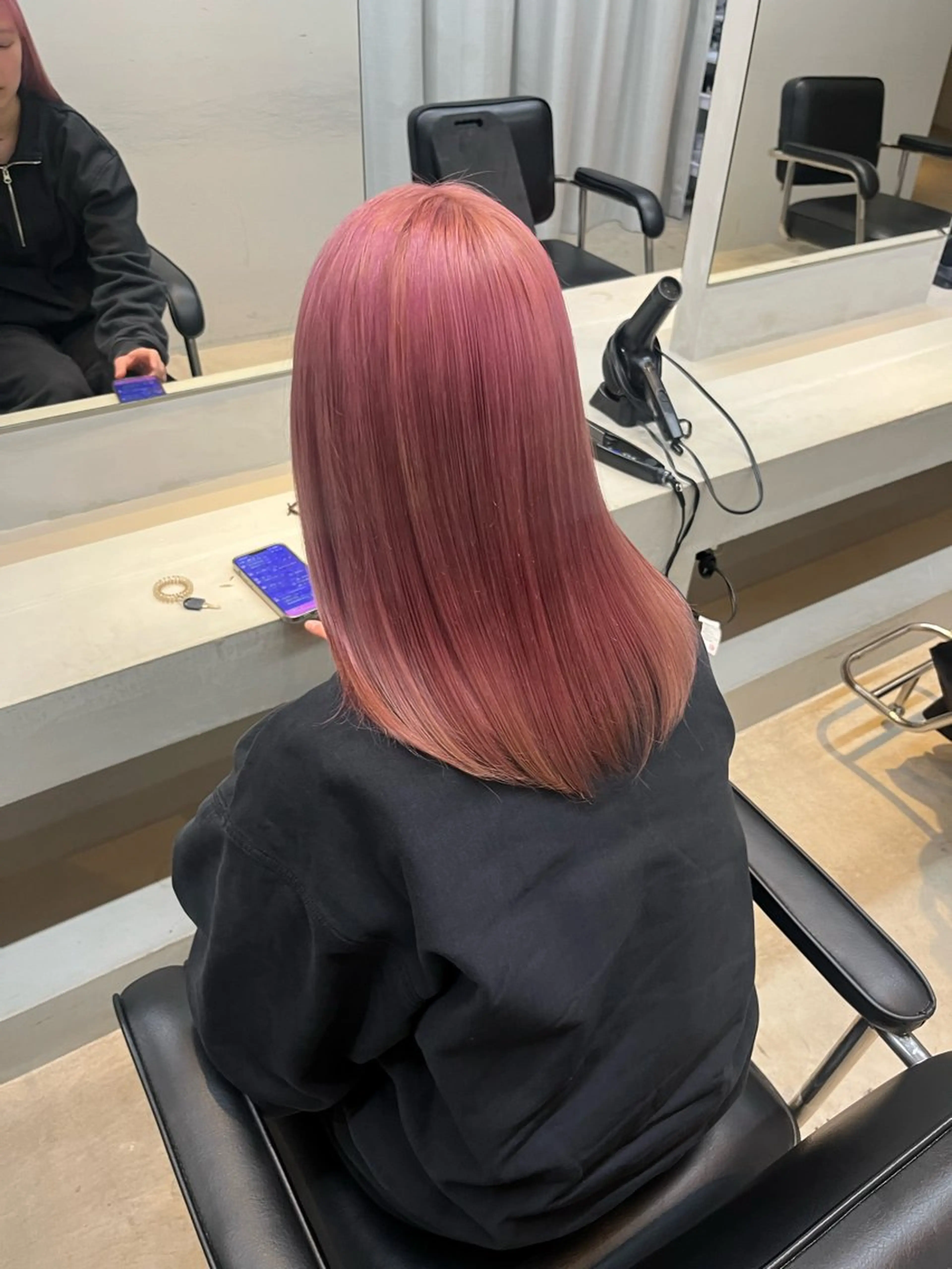 カラー 中島 日菜のヘアスタイル