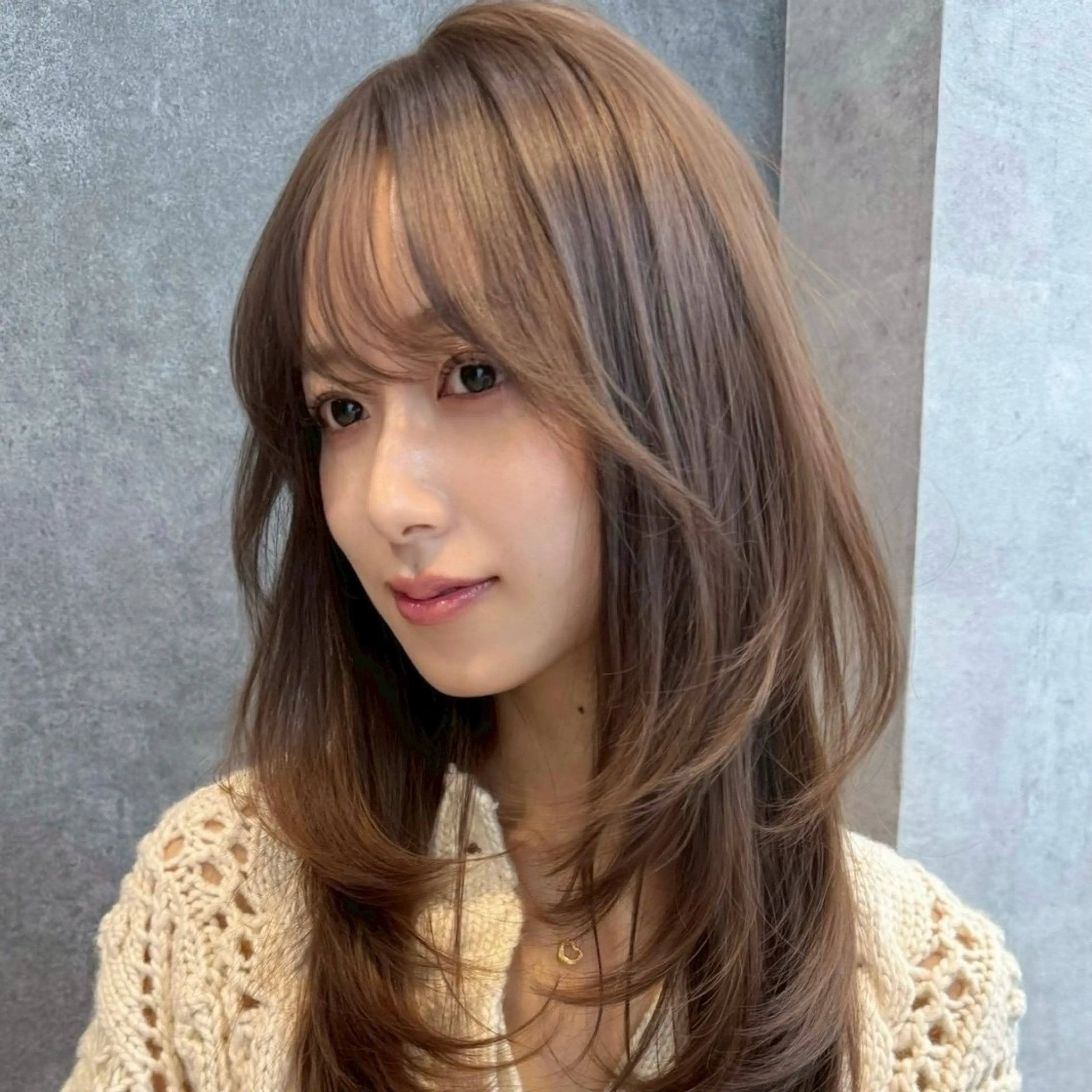 ミディアム くびれヘア 顔周りカット 髪質改善 韓国風ヘア レイヤーカット lana hair 新宿/髪質改善/韓国のヘアスタイル