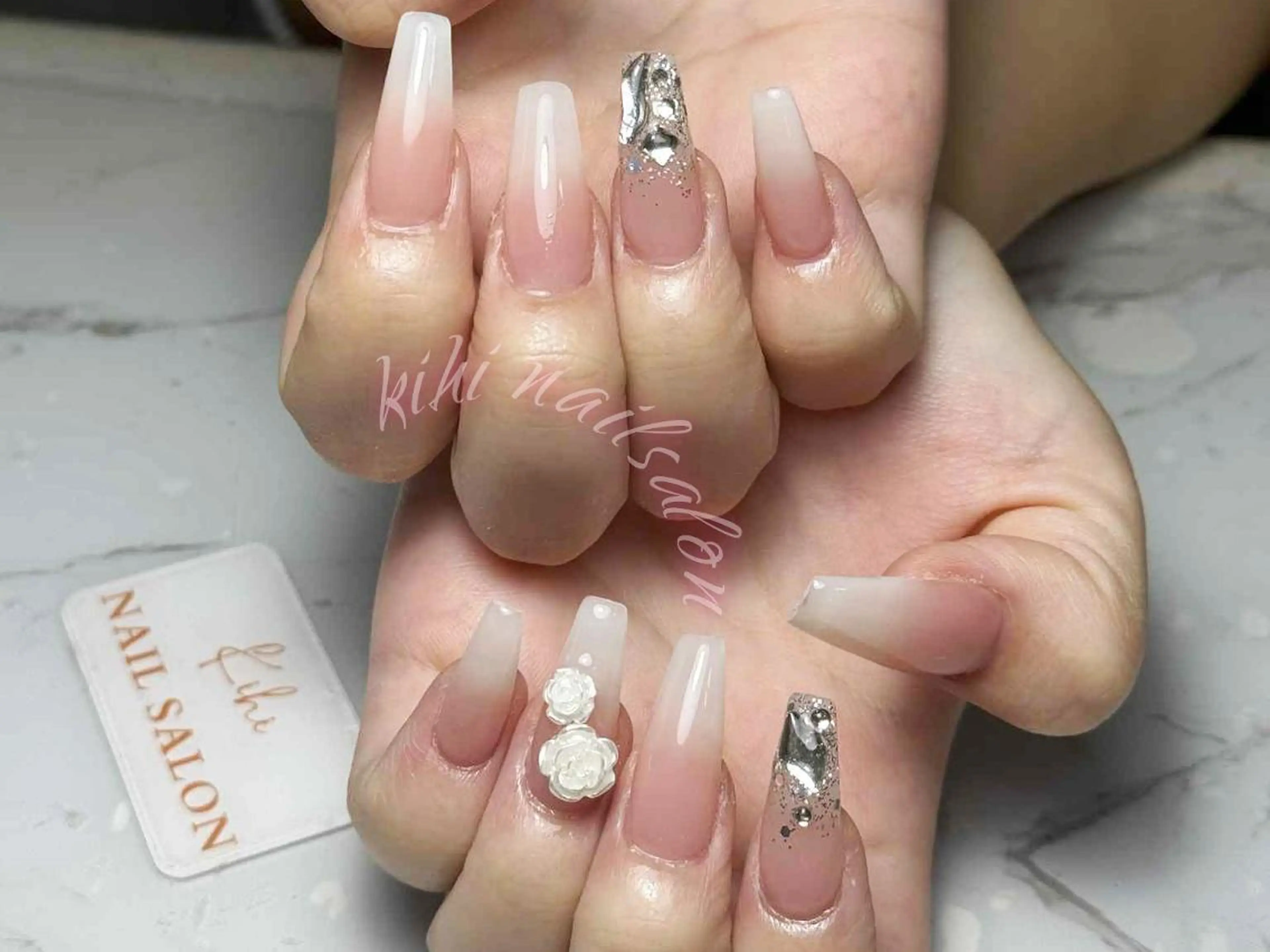 ネイル ハンドネイル ユリ🎀長さだし/ パラジェル/持ち込みのネイルデザイン