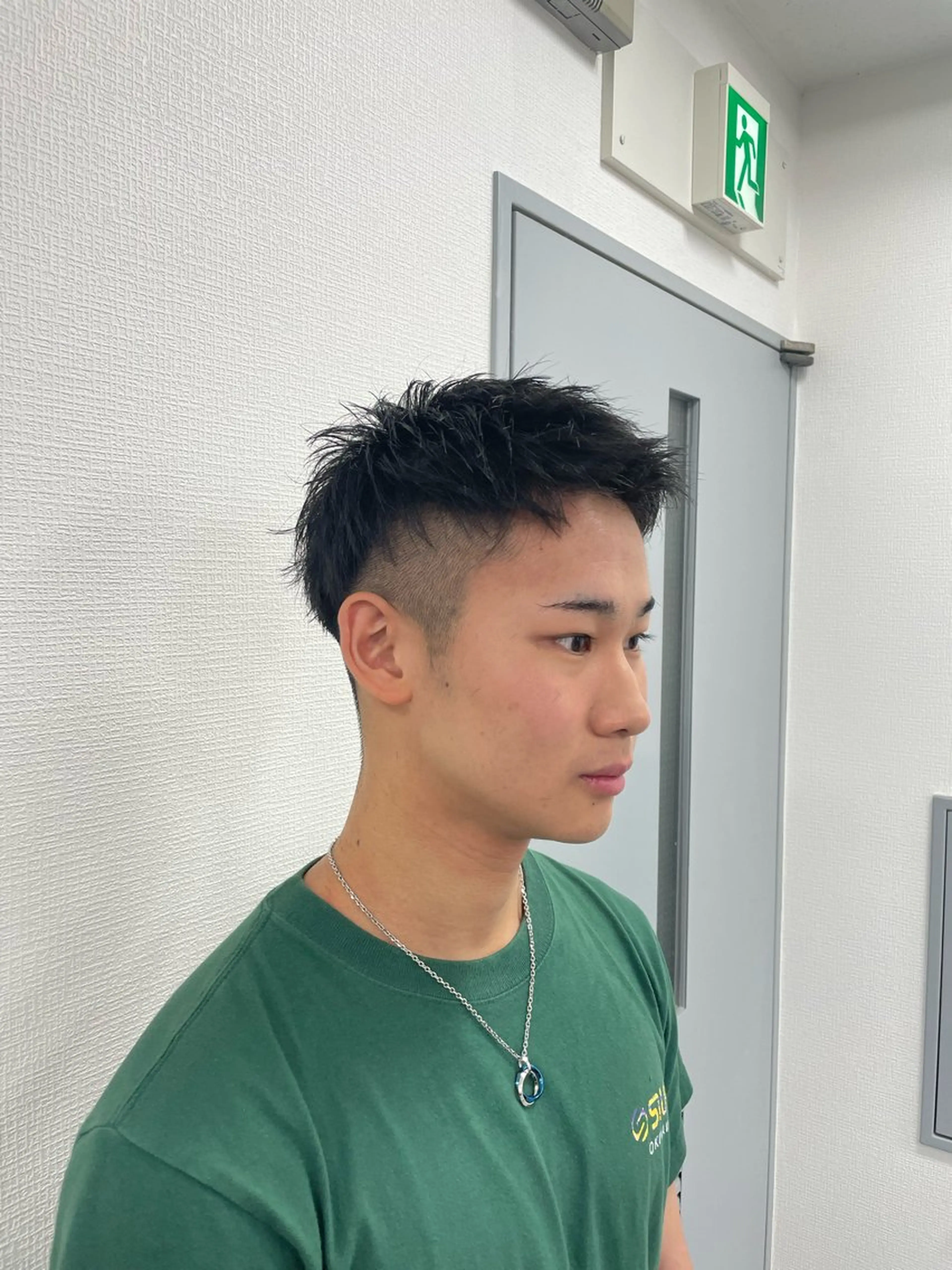 ショート 中韓レイヤー/ ブラウン🤎はやとのヘアスタイル