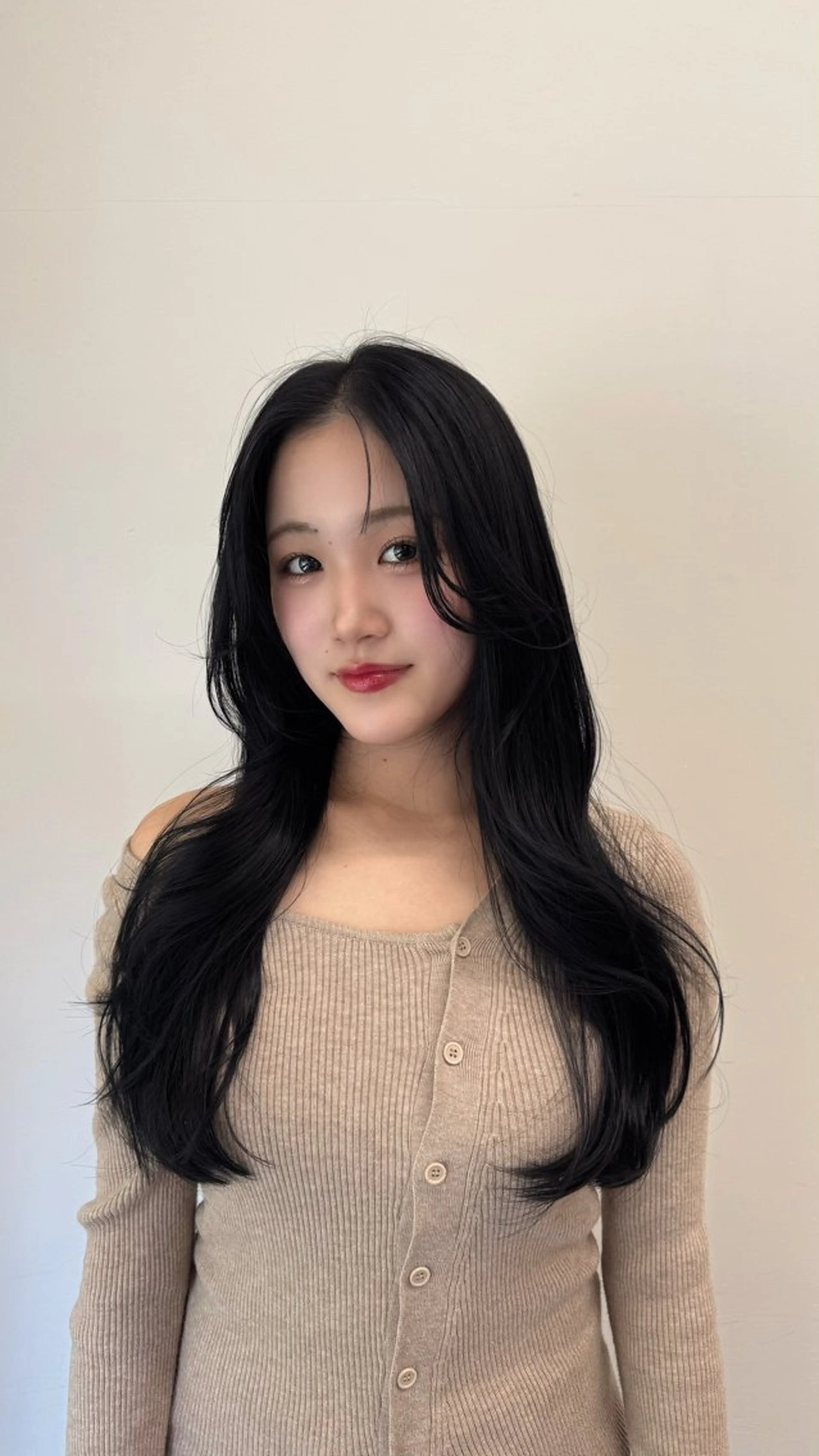 ロング レイヤーカット/ 艶カラー/山内一暉のヘアスタイル