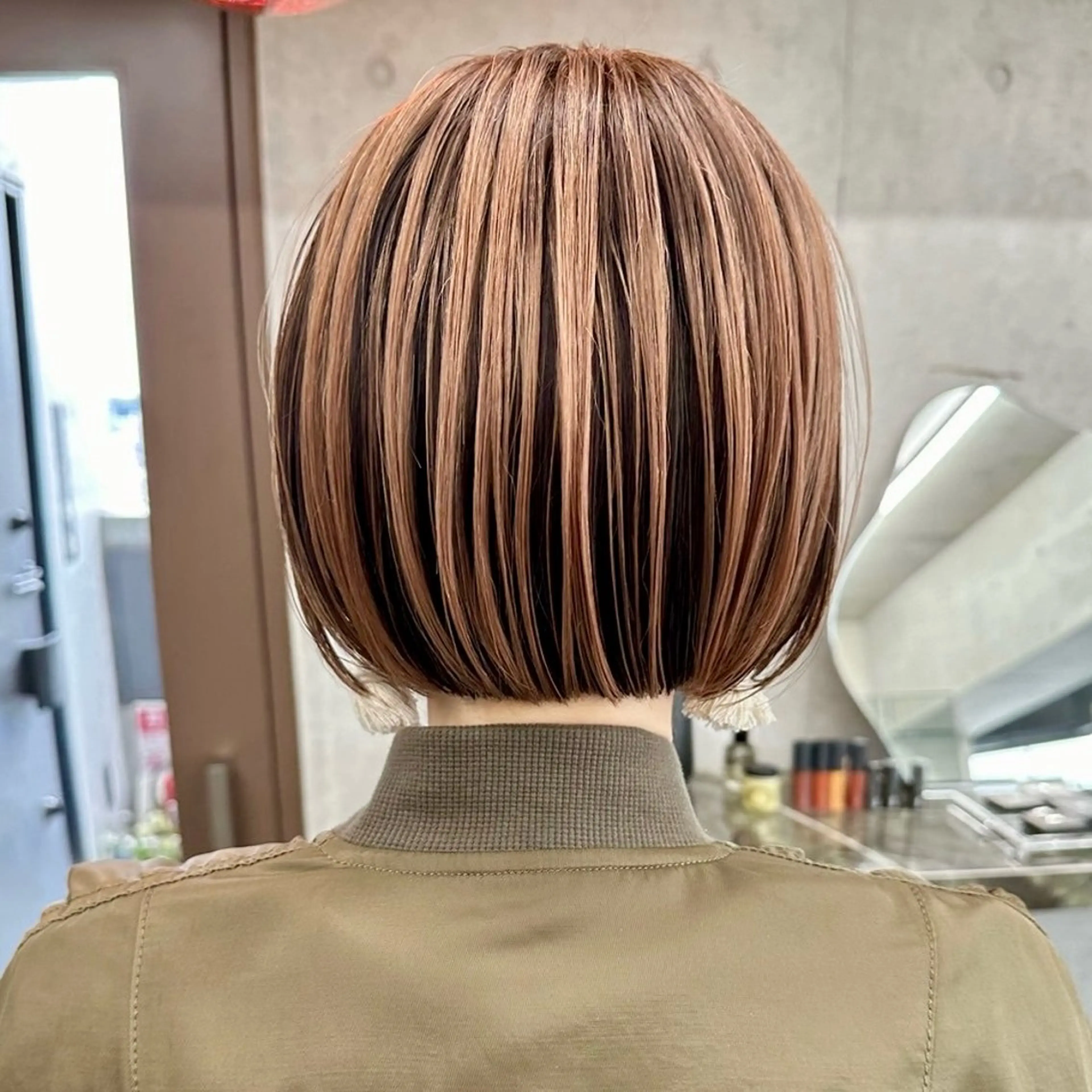 ショート カラー カット ヘアカラー ハイトーンカラー/ さらさのヘアスタイル