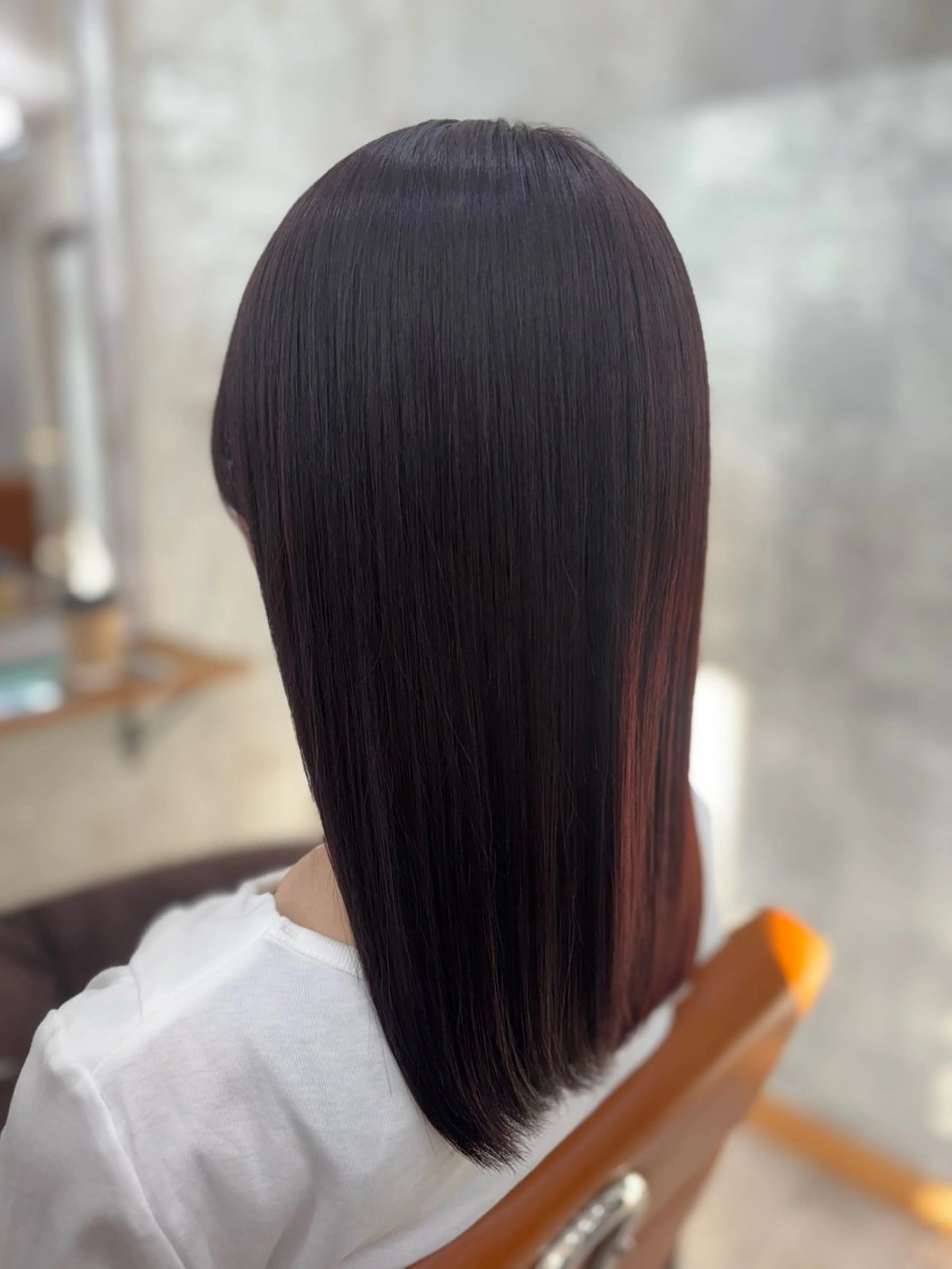 セミロング カラー ブラウンカラー ピンクカラー ピンクブラウン iru【イル】所属・Misaki ミサキのヘアスタイル