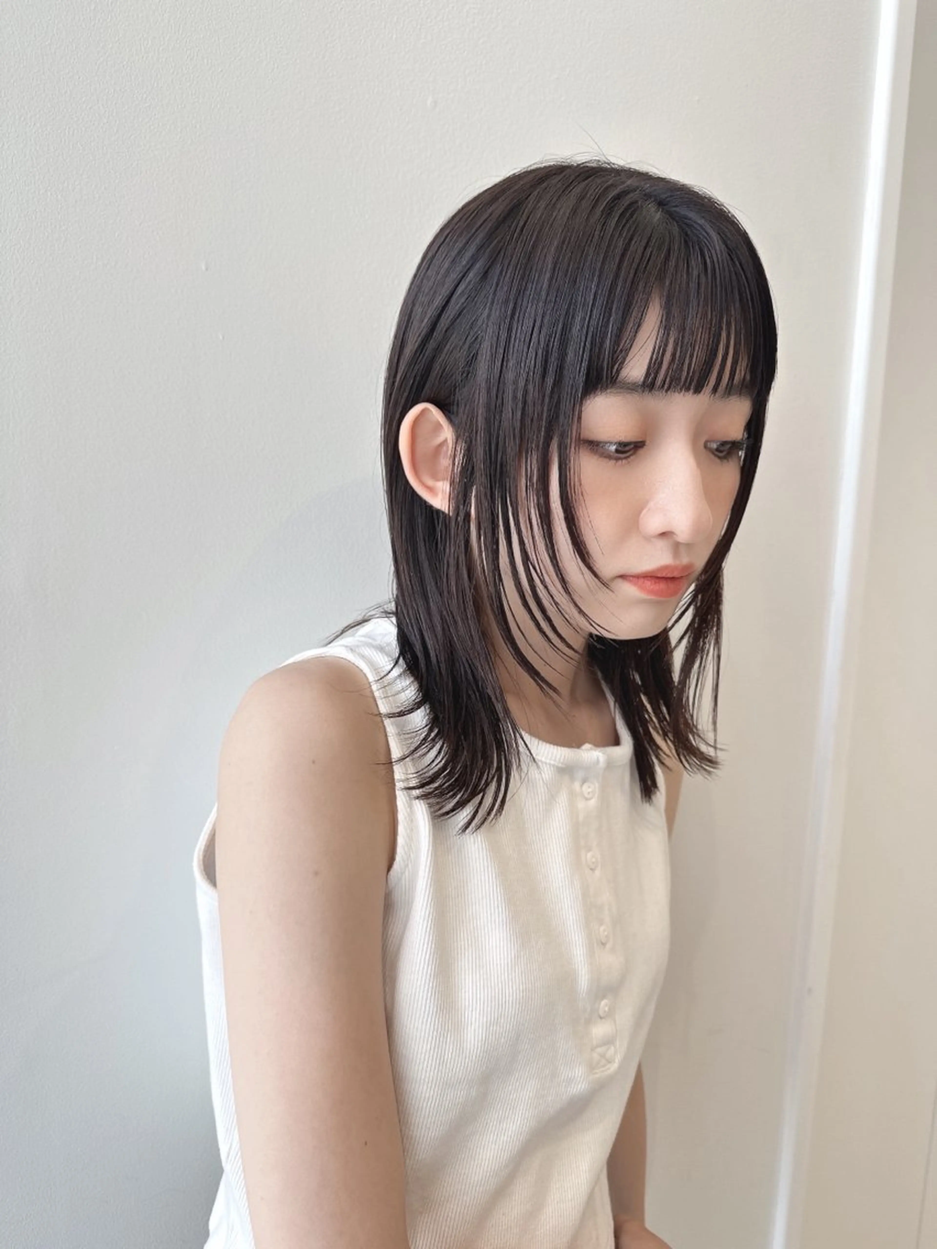 ミディアム カラー ミディアムパーマ ブリーチ イヤリングカラー ハイライトカラー インナーカラー 巻ける縮毛矯正/艶 カラーchika🩵のヘアスタイル