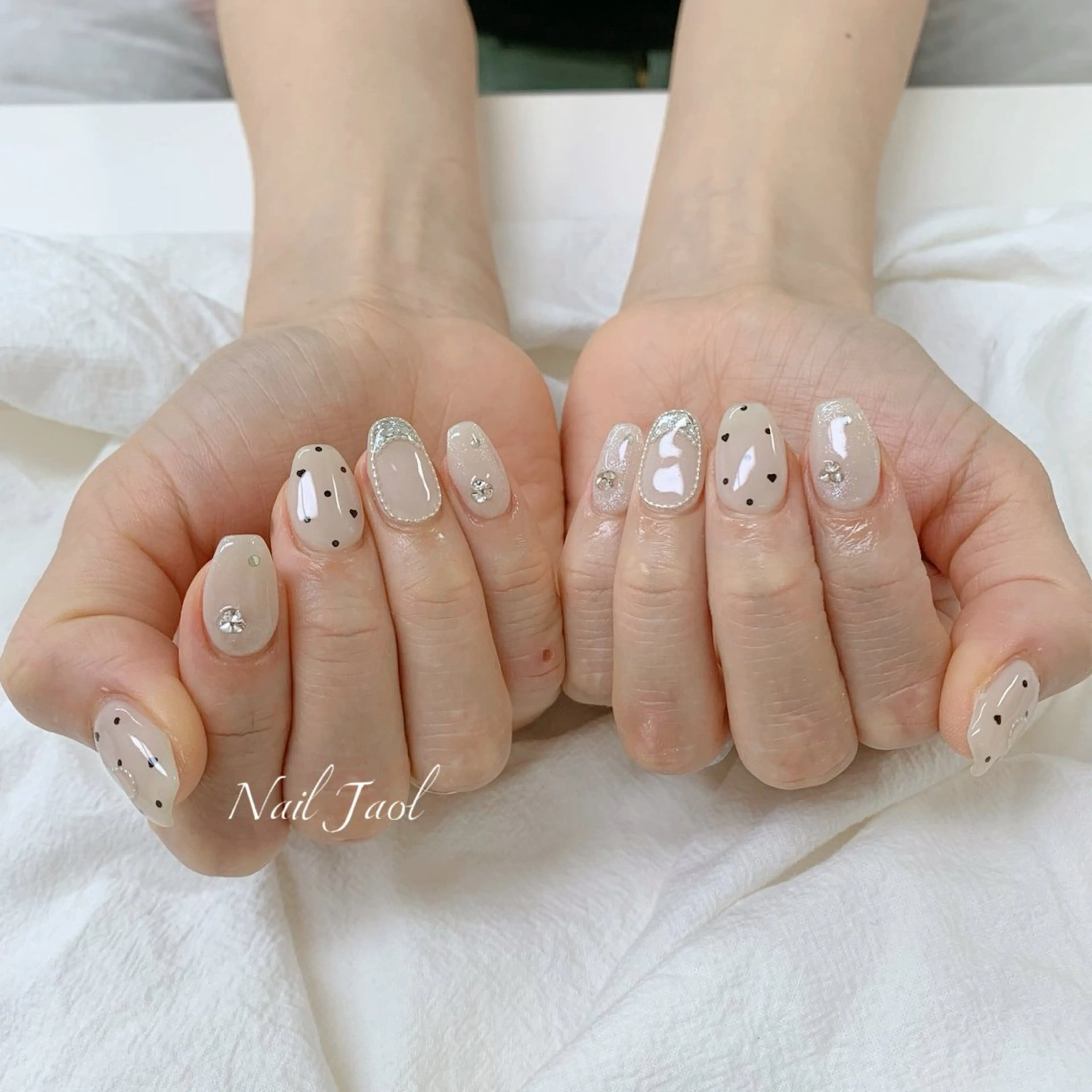 ミディアム 韓国風ヘア ハンドネイル nail jaol池袋店所属・ネイルJaol 池袋のネイルデザイン