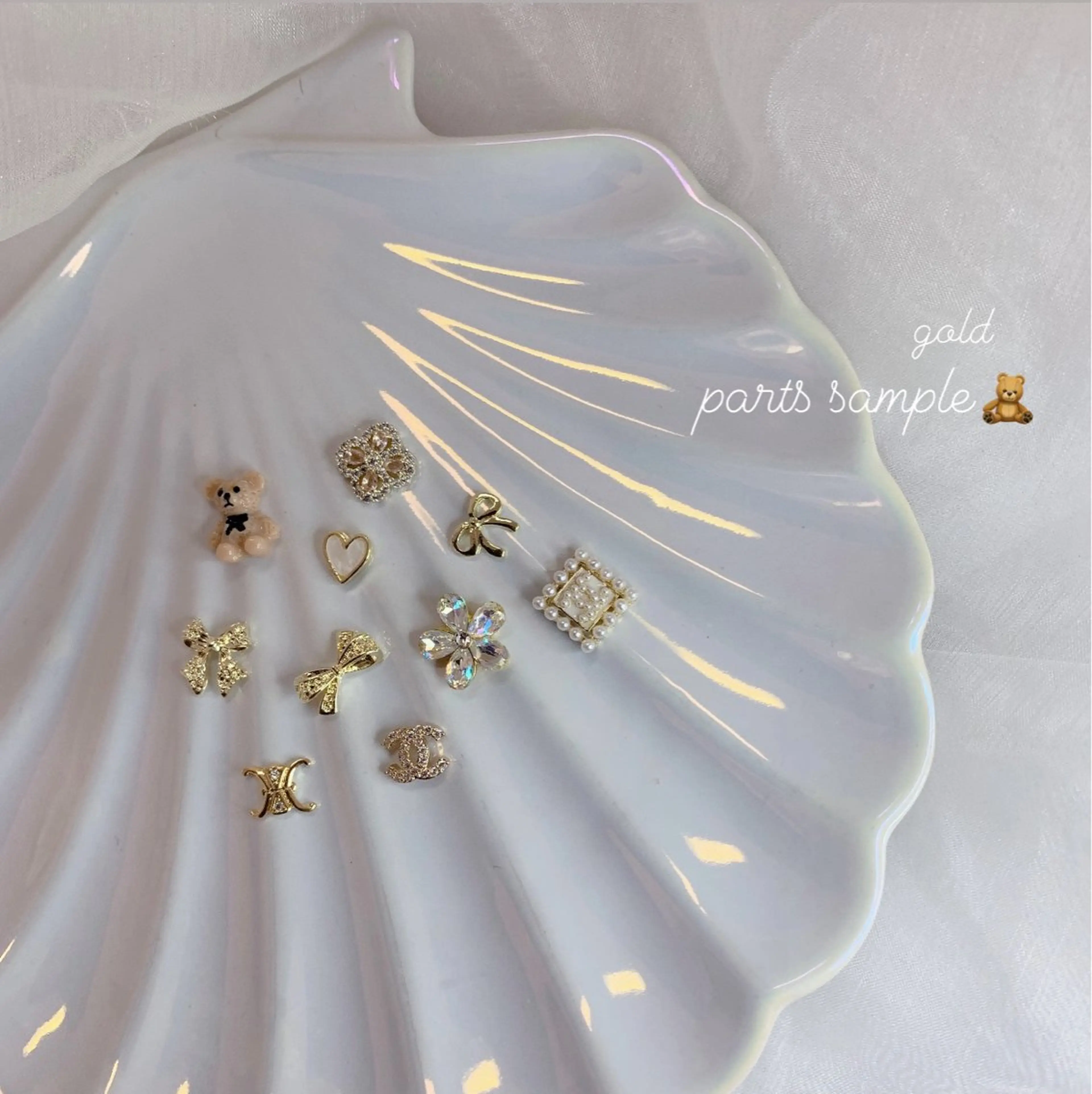 ネイル ハンドネイル La neige* yuki 🥯🍑のネイルデザイン