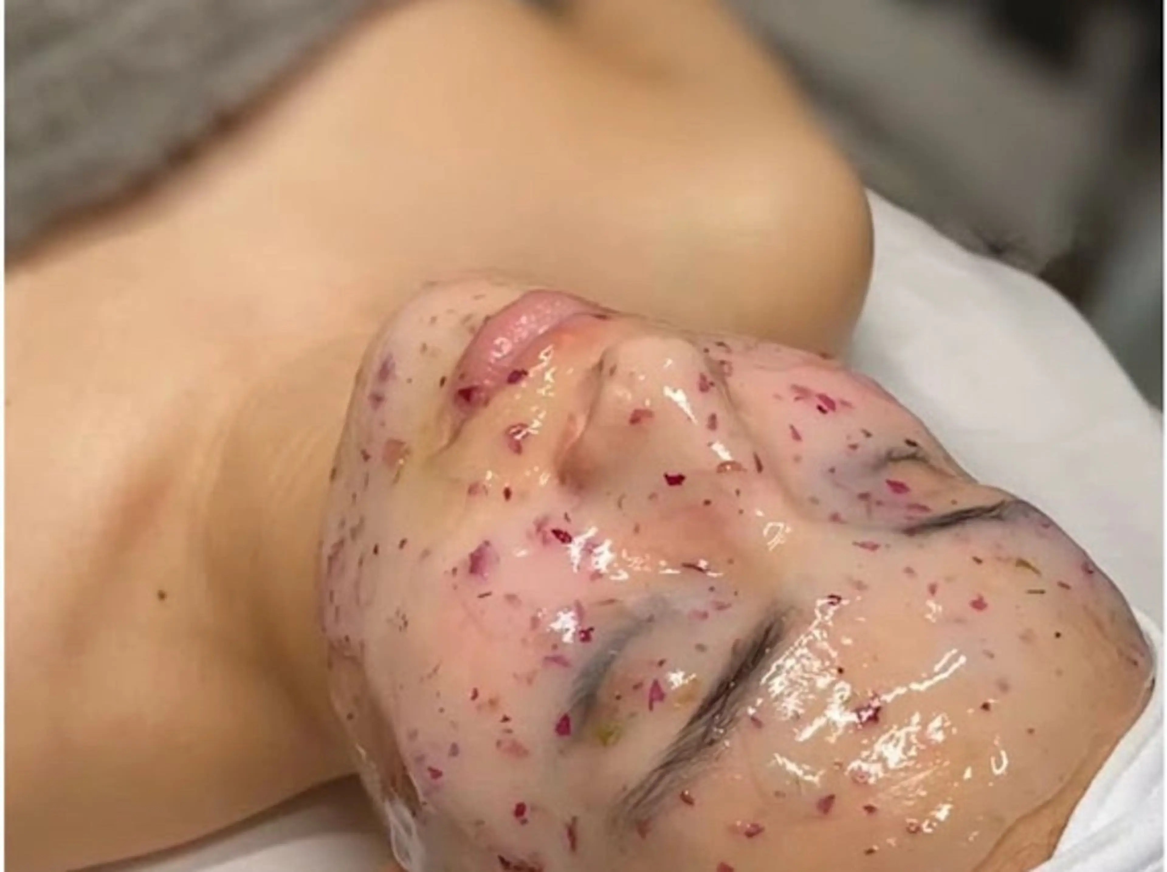 【🌷】デコルテ・ヘッドマッサージ➕ハイドロジェリーマスク♡女性専用♡の写真