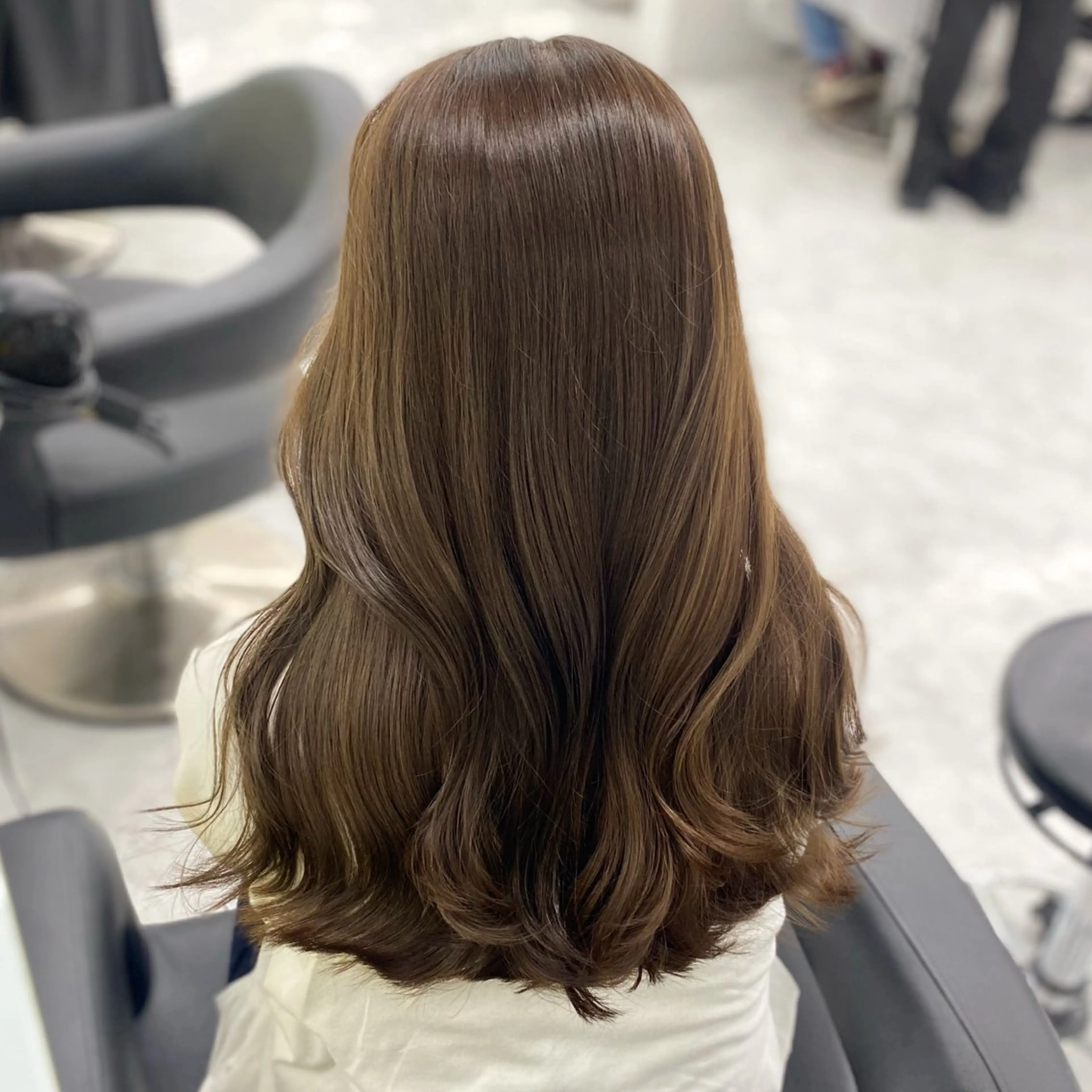 セミロング カラー パーマ ヘアアレンジ メンズ キッズ メンズブリーチ ブリーチ ブラウンカラー 透明感カラー マロンブラウン ヘアカラー Lumo所属・💖横浜ブリーチなし 💖MIHOのヘアスタイル