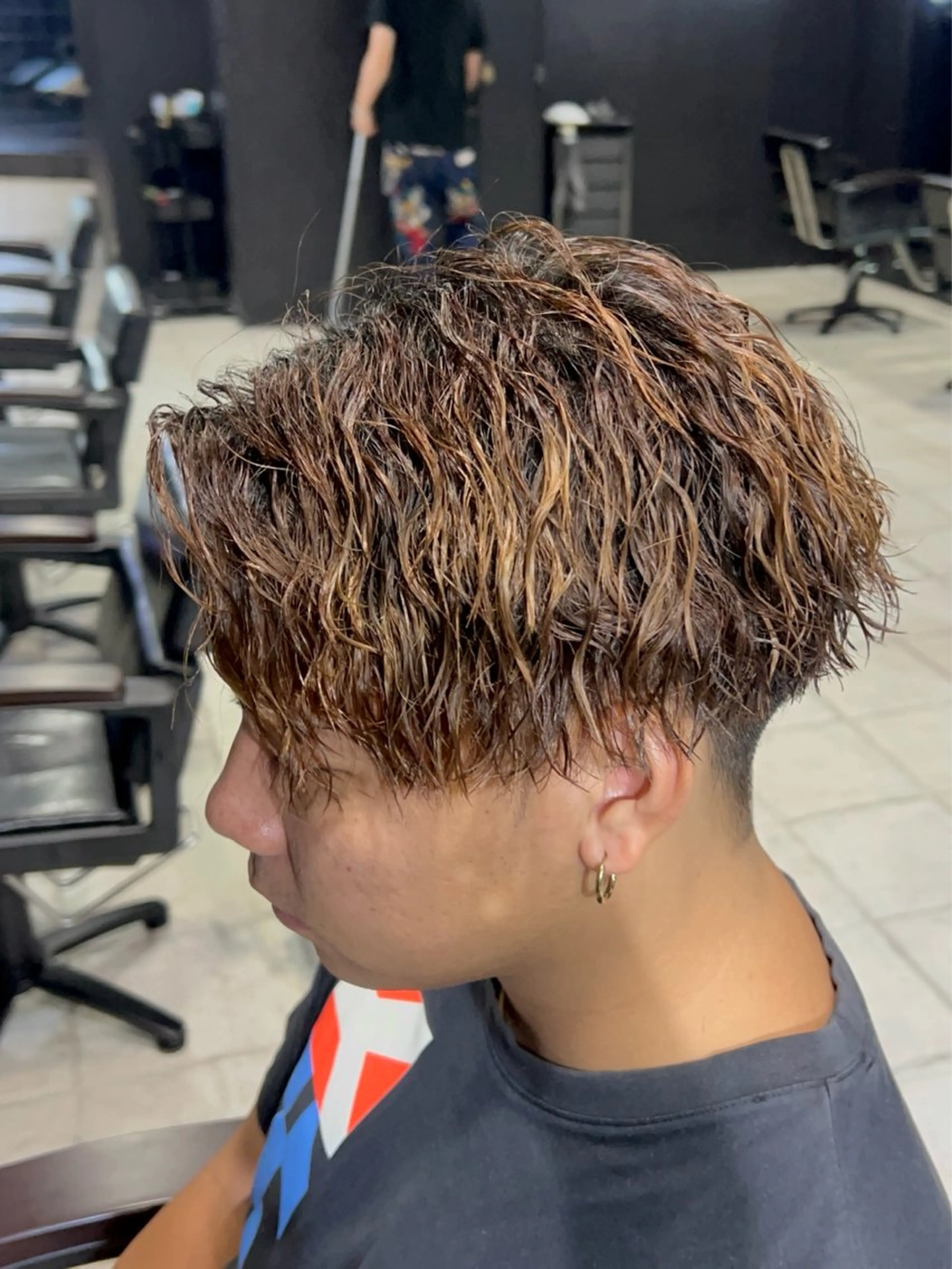 ショート パーマ メンズ マッシュ メンズパーマ ツイストスパイラルパーマ スパイラルパーマ カット パーマ 【フェザーパーマ】 【縮毛矯正】鶴田文のヘアスタイル