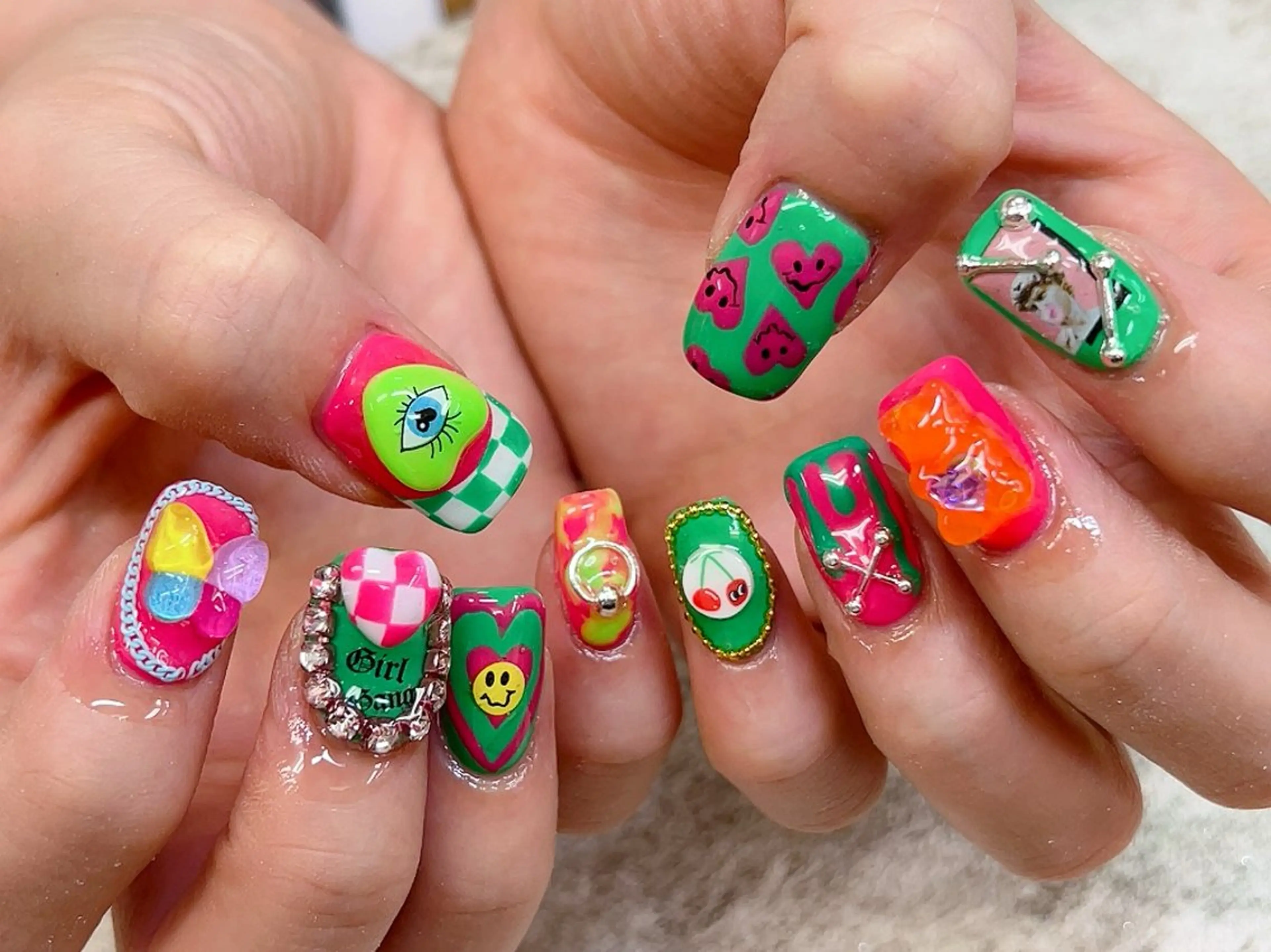 ネイル ハンドネイル Nail Atelier IamI所属・アイアムアイ 大村磨衣のネイルデザイン