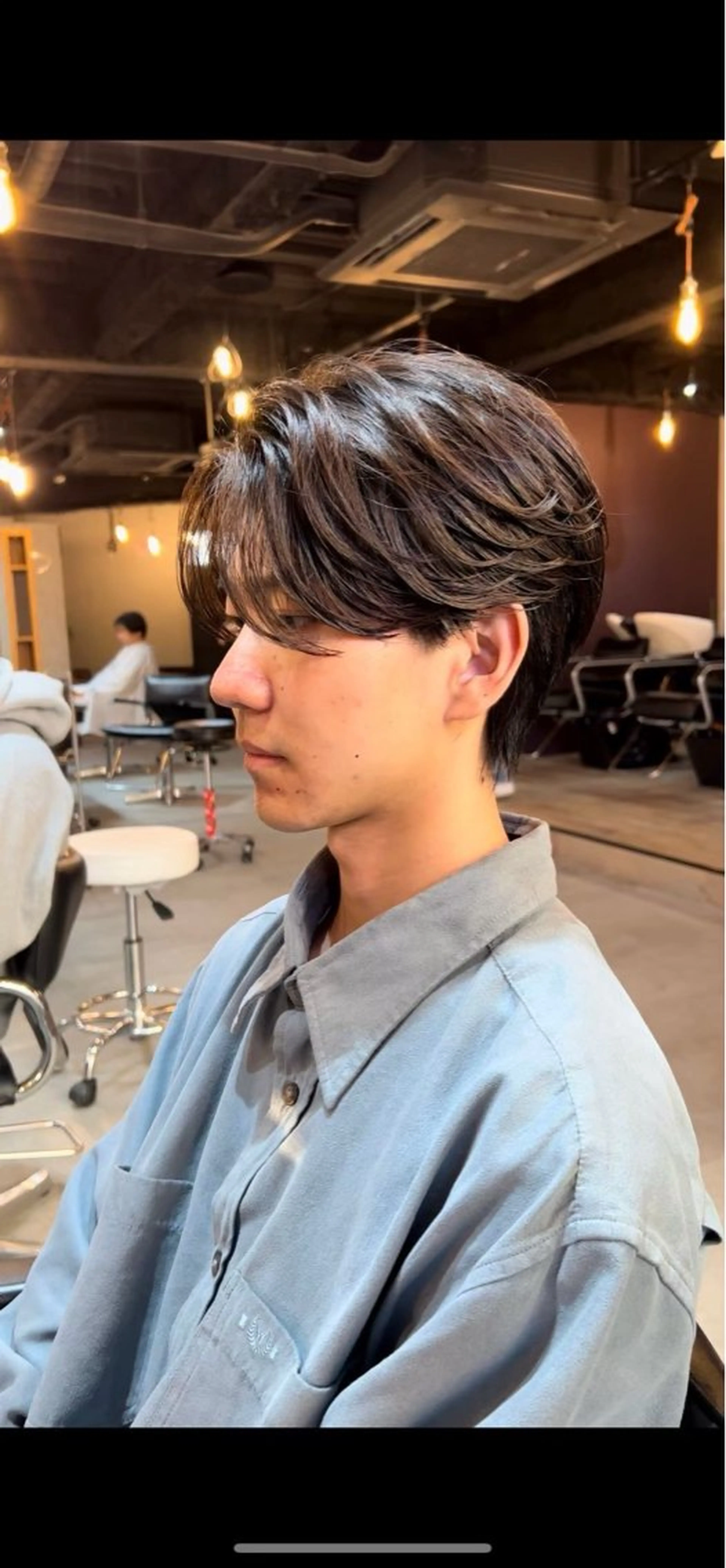 ショート パーマ メンズ おがた たくむの眉毛・アイブロウイメージ