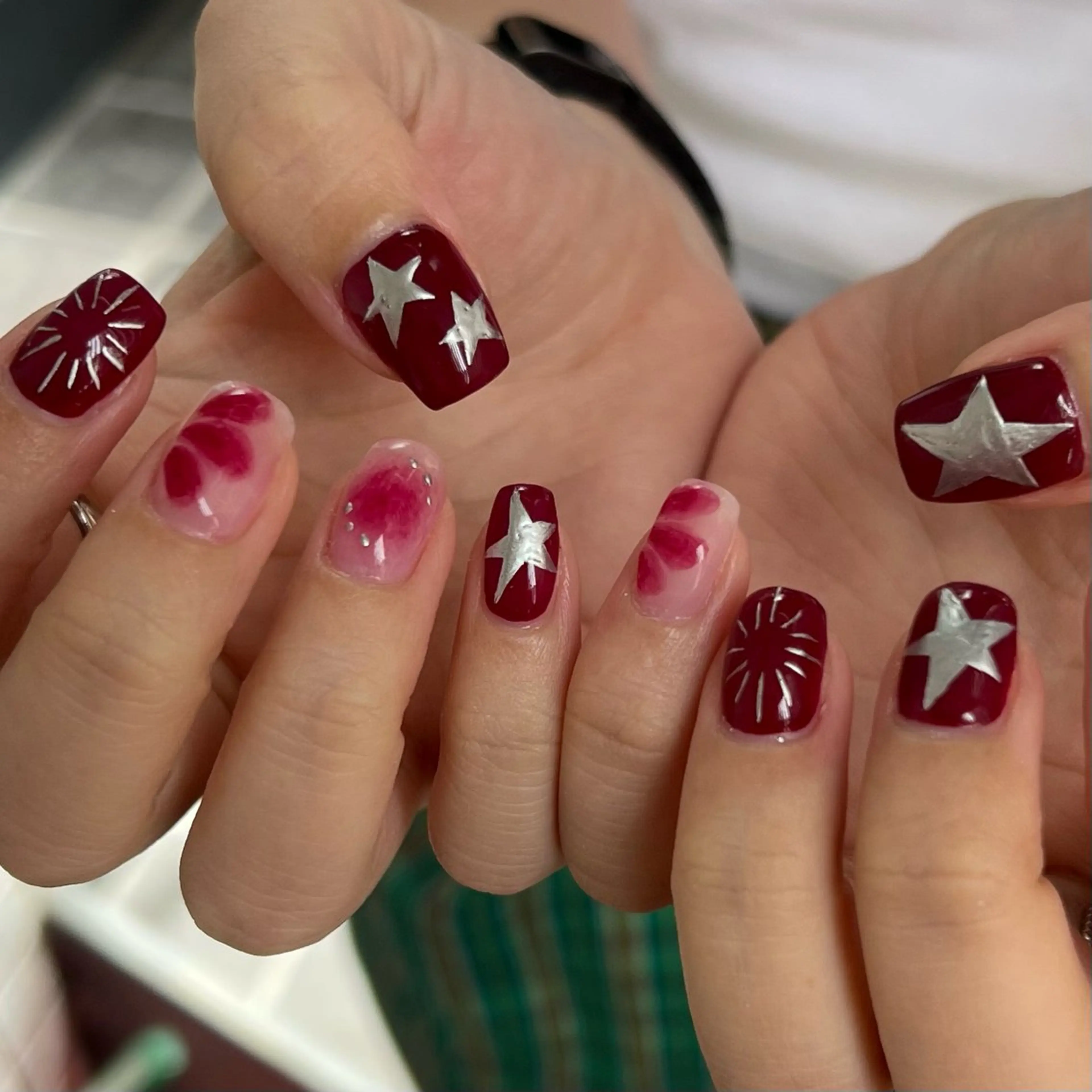 ネイル ハンドネイル Hata nail 🎀個性派ニュアンスのネイルデザイン