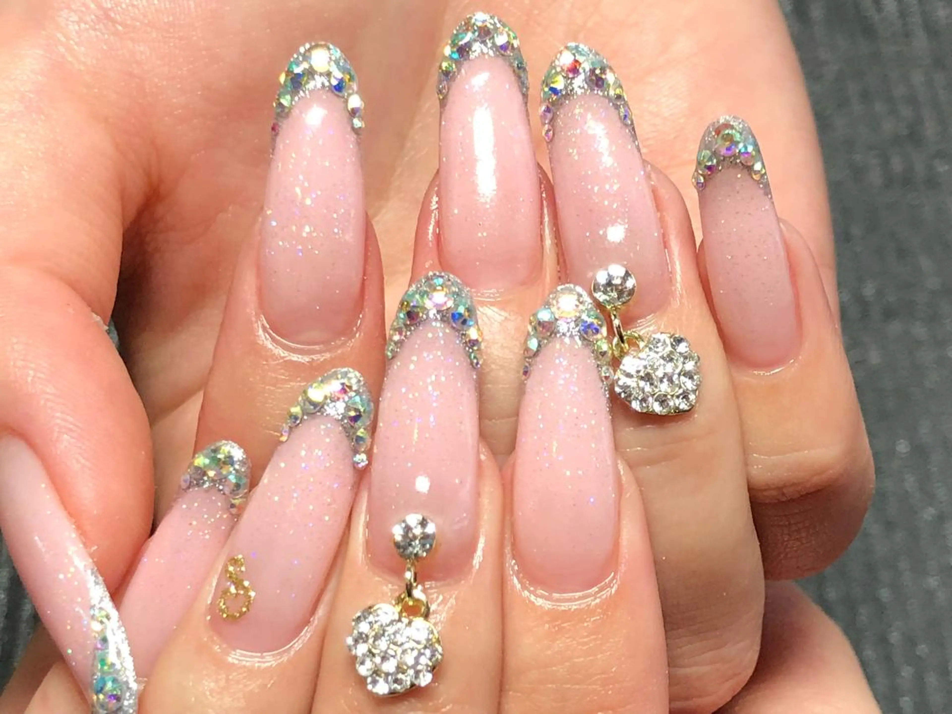 ネイル アクアライズ所属・アクア ライズのネイルデザイン