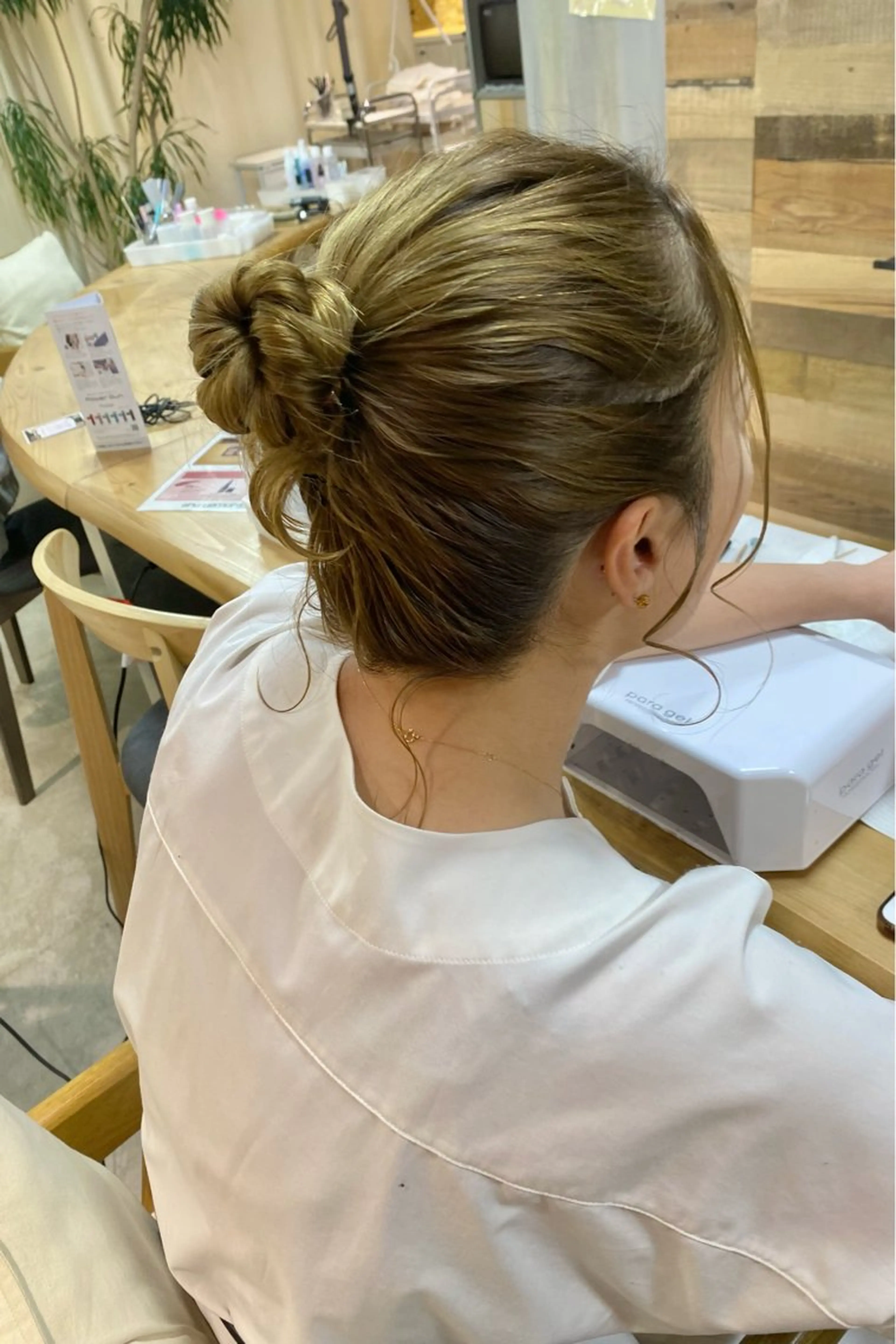 セミロング ヘアアレンジ 菊地 紗矢のヘアスタイル